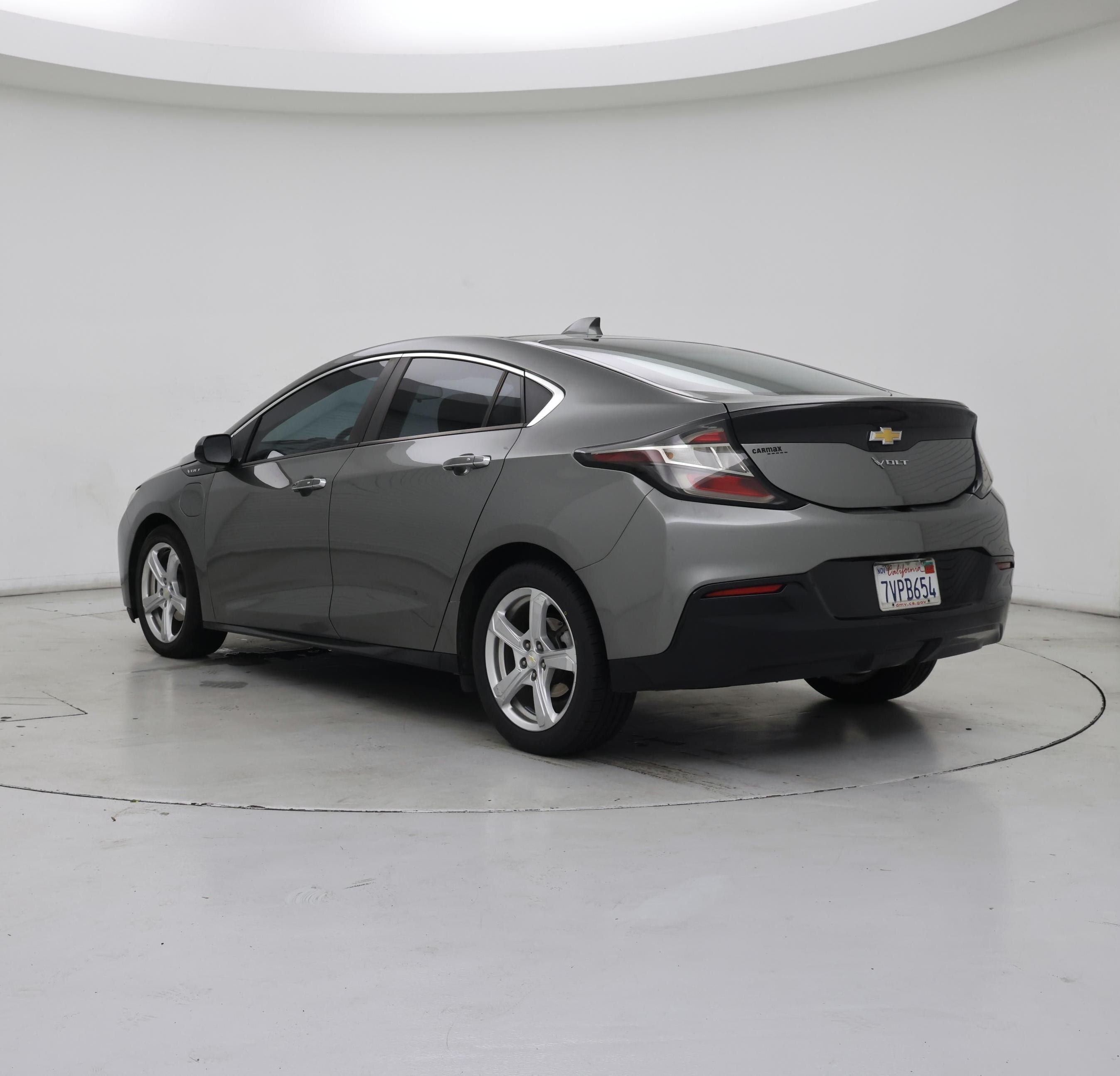 Thumbnail: 2017 Chevrolet Volt - 2