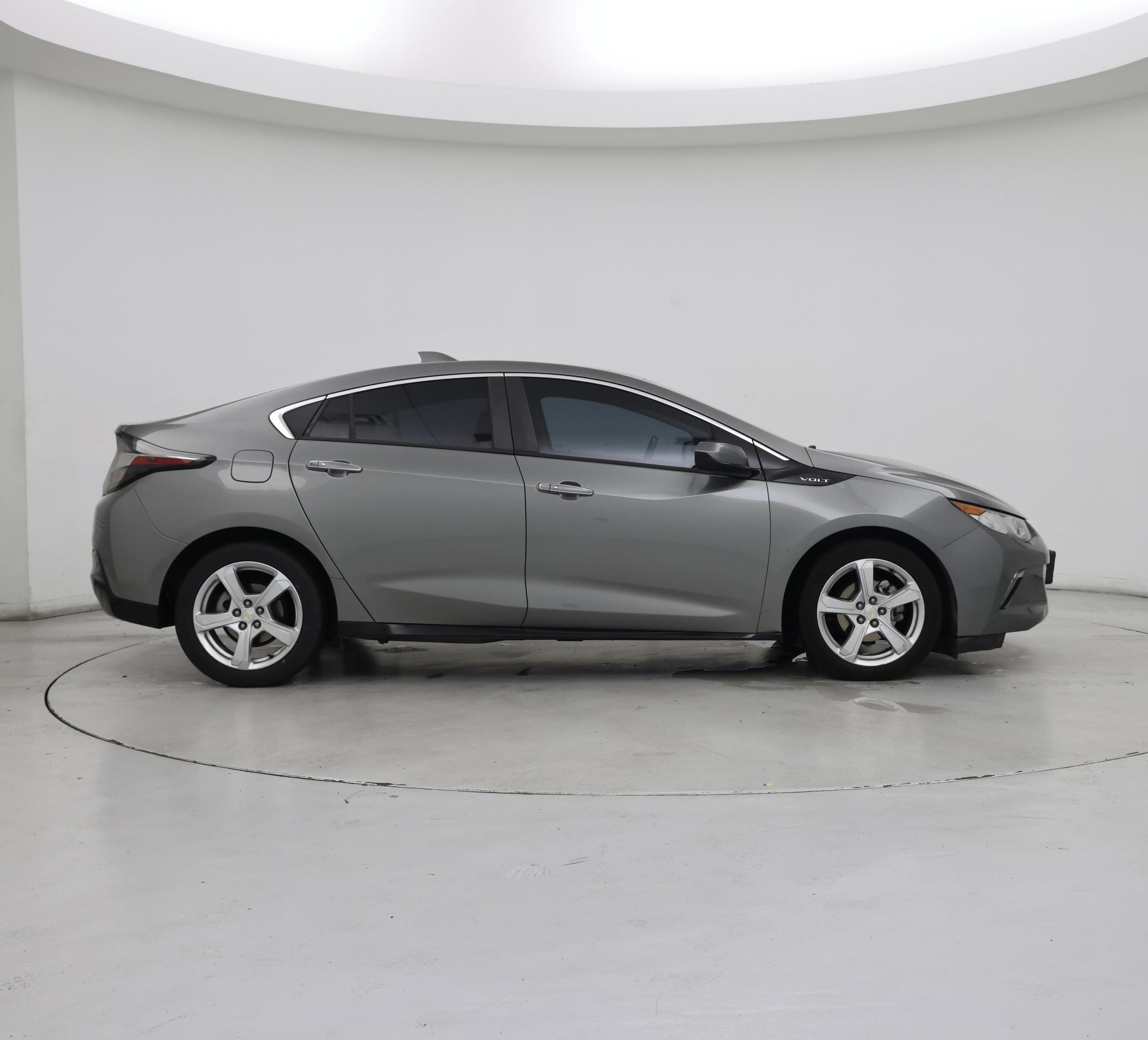 Thumbnail: 2017 Chevrolet Volt - 7