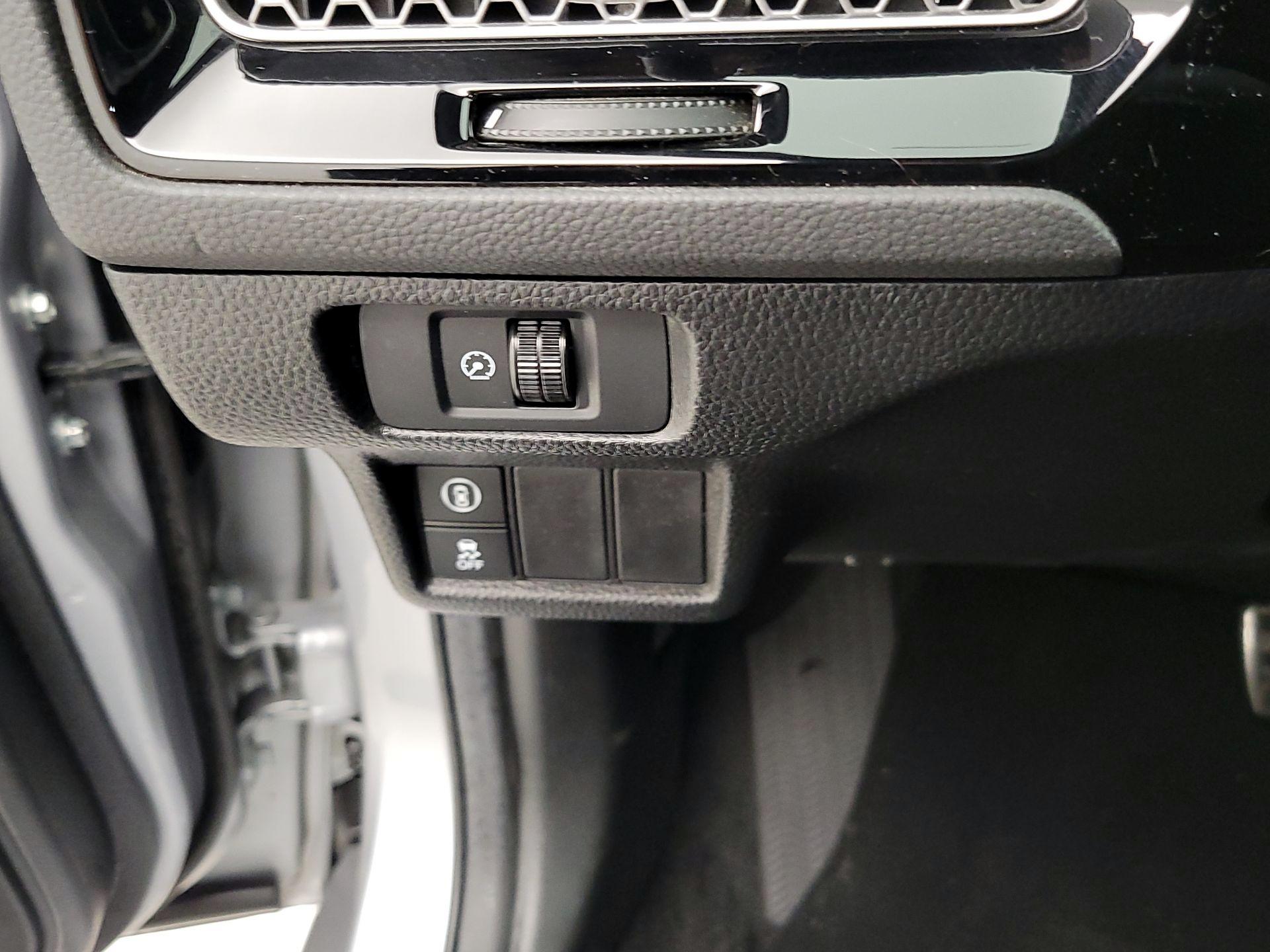 Thumbnail: 2024 Honda Civic - 13