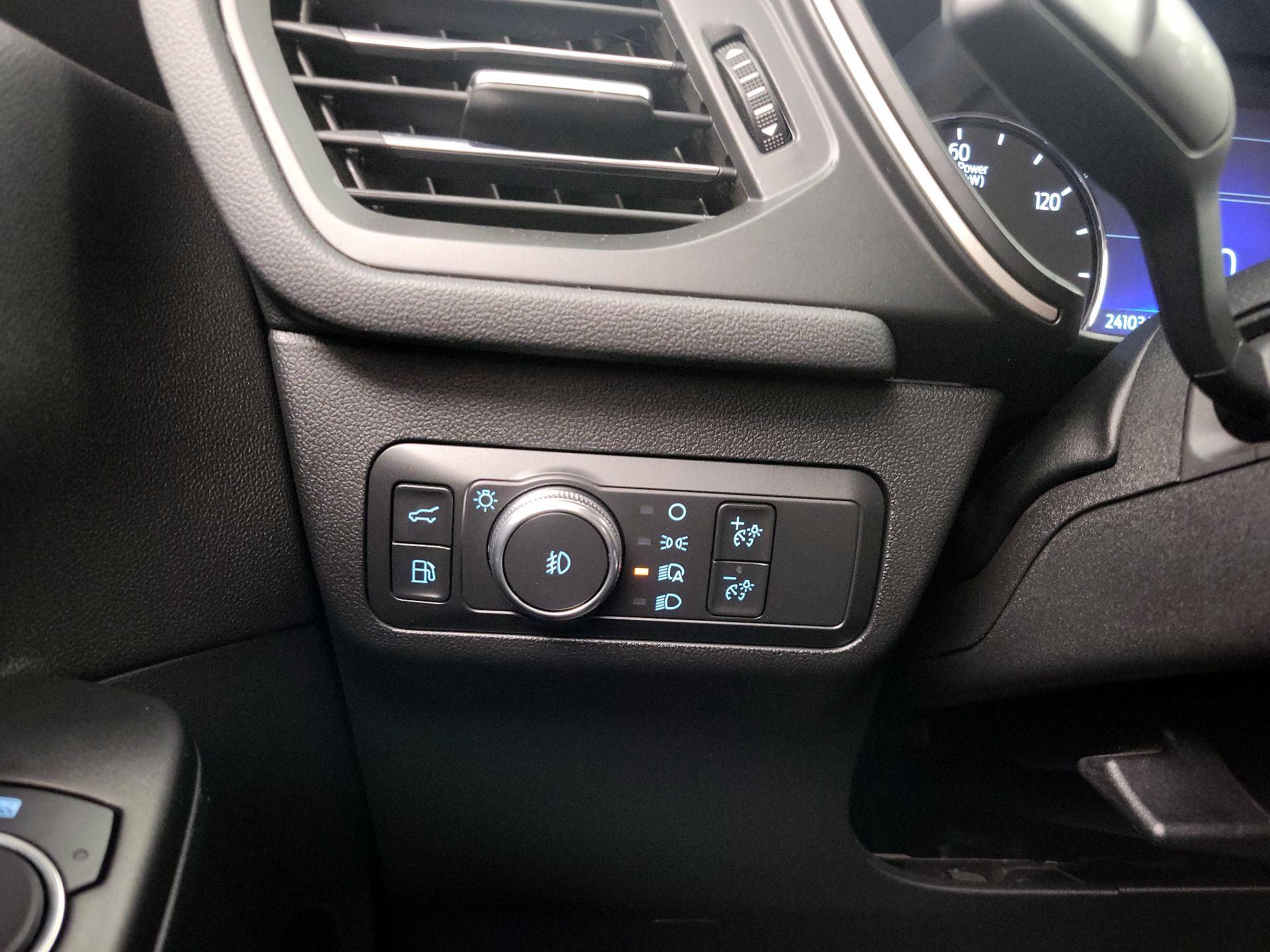 Thumbnail: 2021 Ford Escape - 13