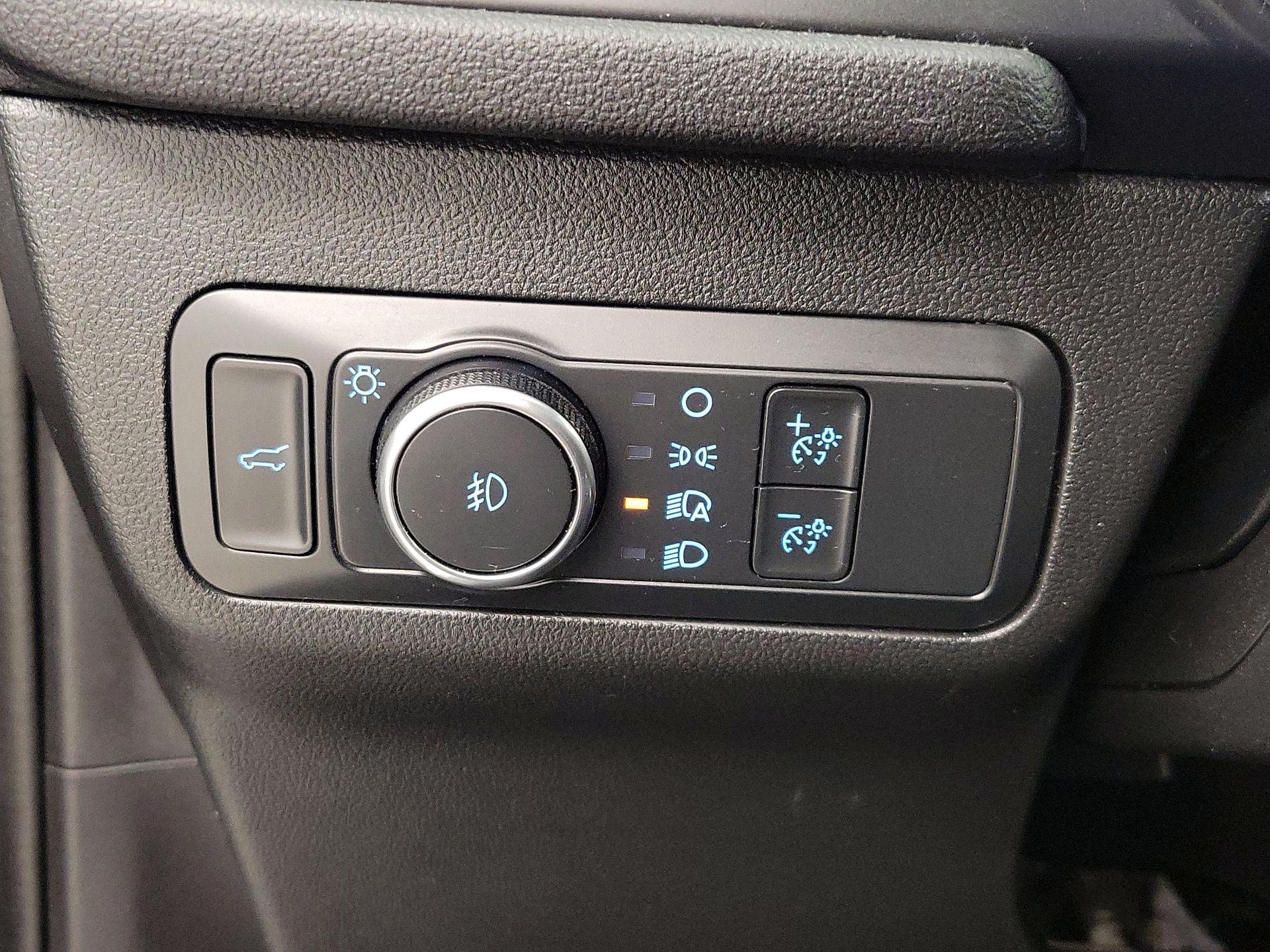 Thumbnail: 2022 Ford Escape - 13