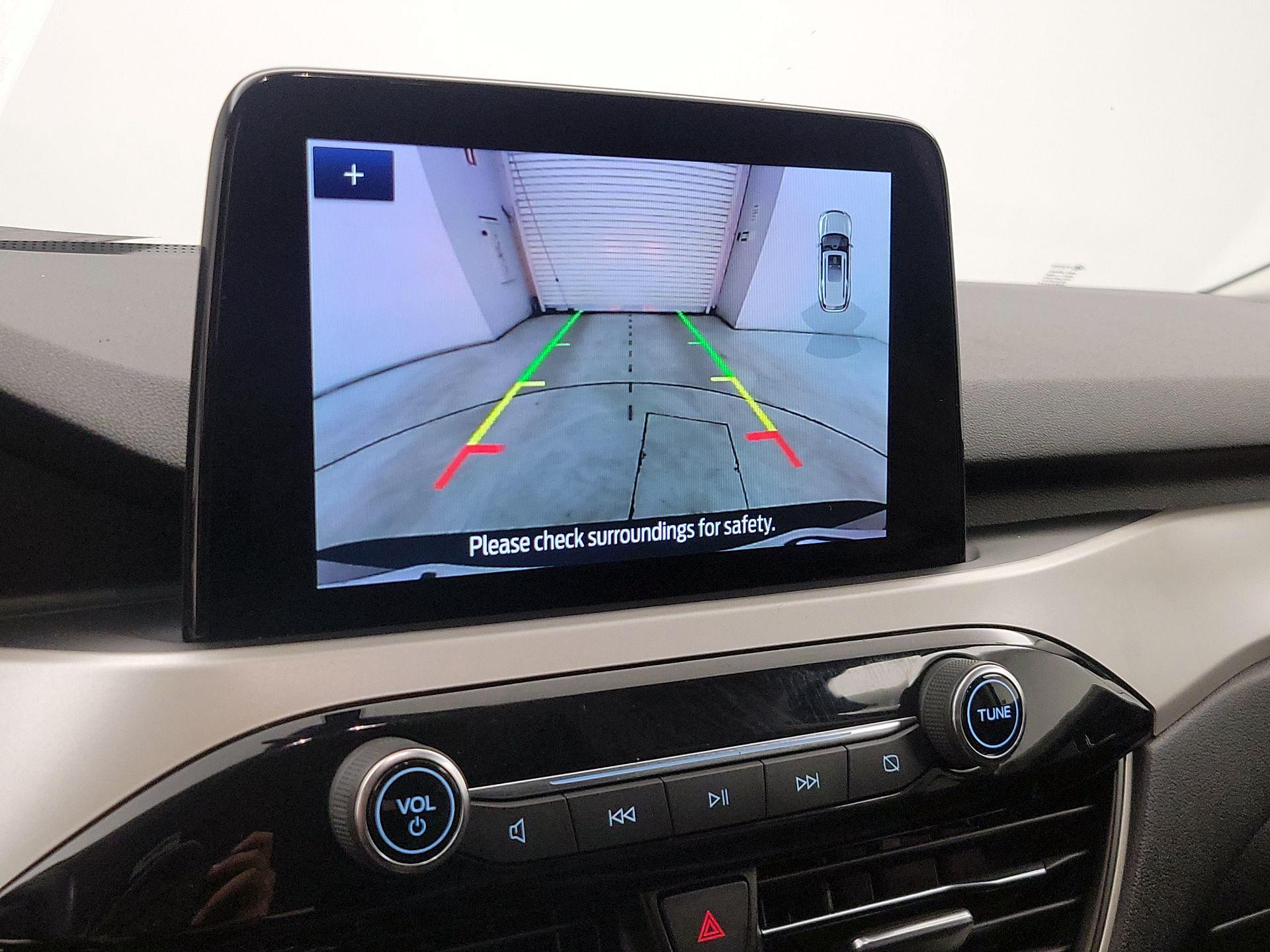 Thumbnail: 2022 Ford Escape - 14