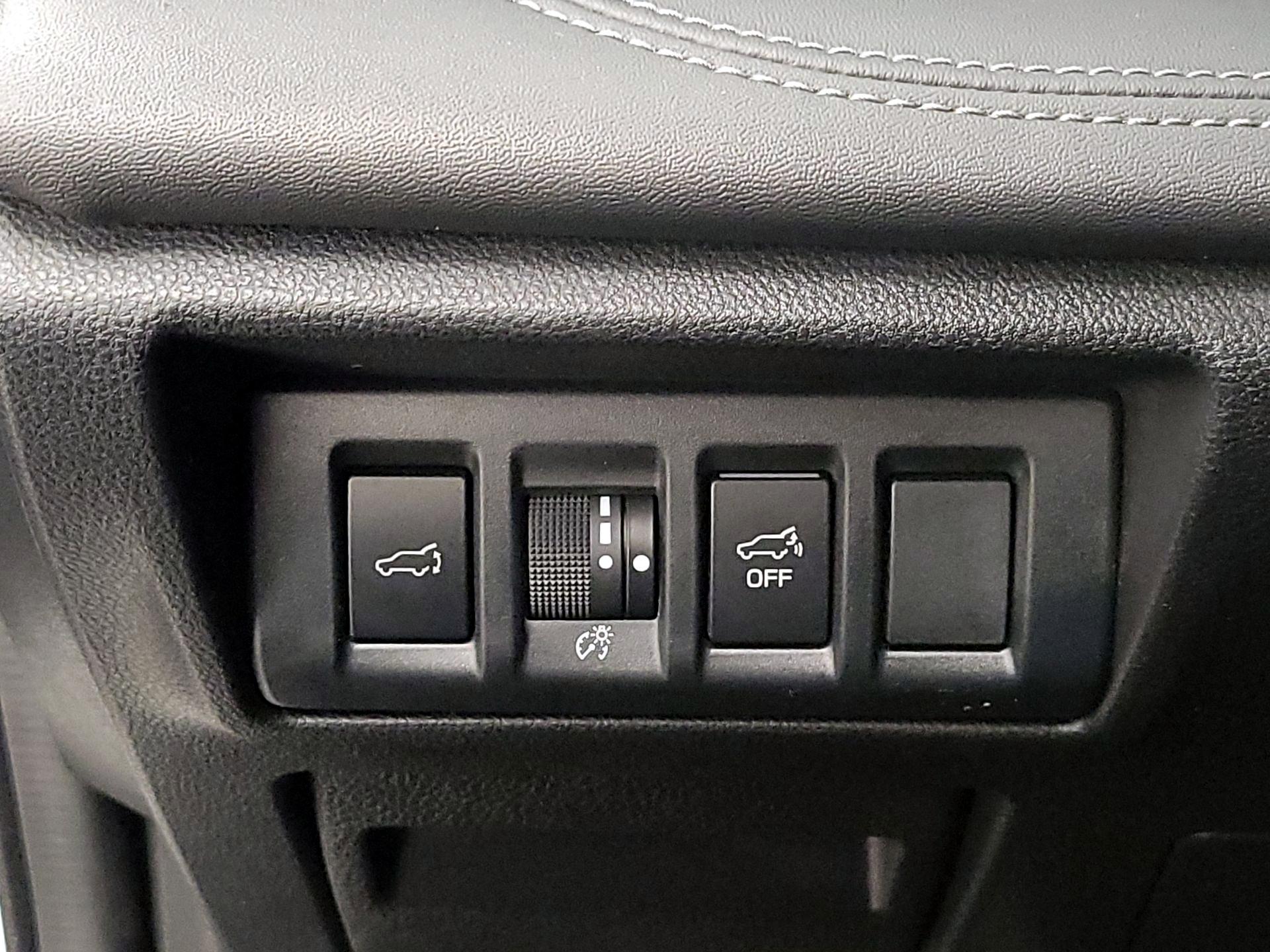 Thumbnail: 2022 Subaru Outback - 13