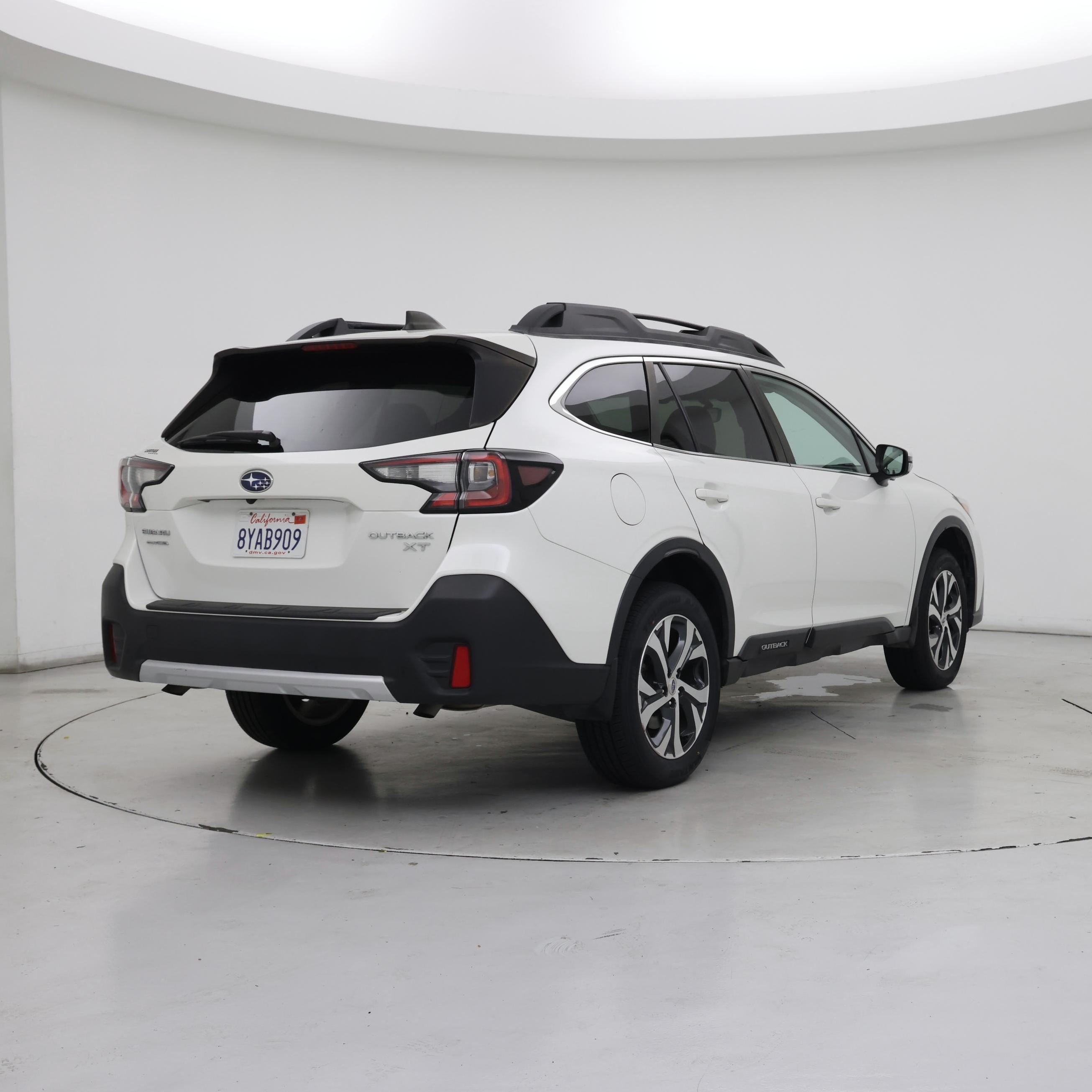 Thumbnail: 2022 Subaru Outback - 8