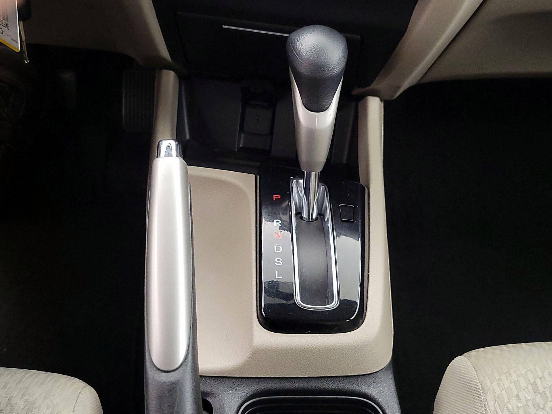 Thumbnail: 2015 Honda Civic - 17