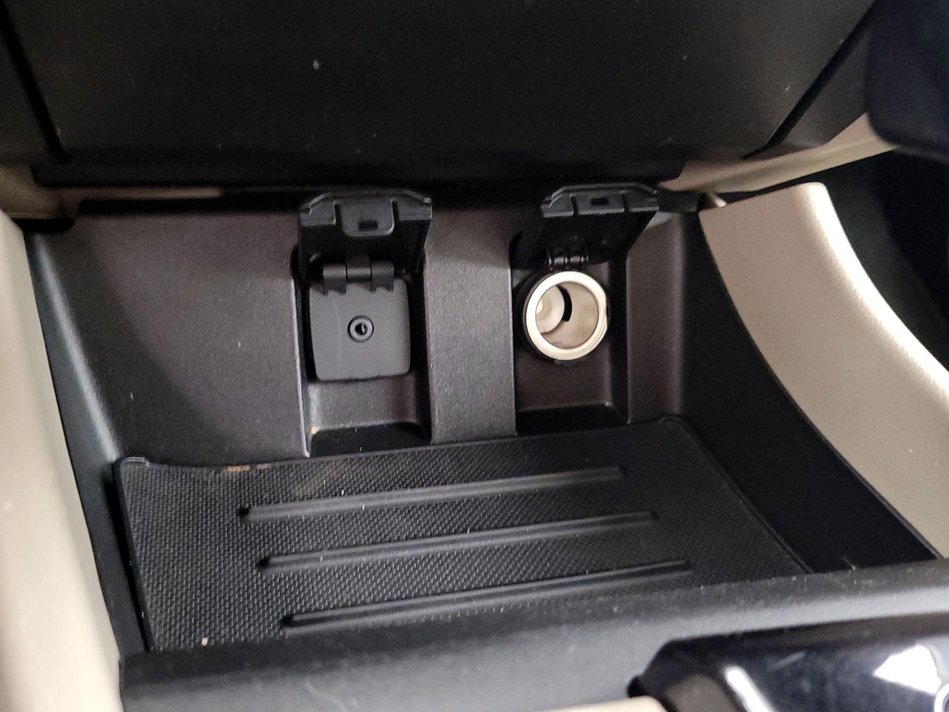 Thumbnail: 2015 Honda Civic - 18