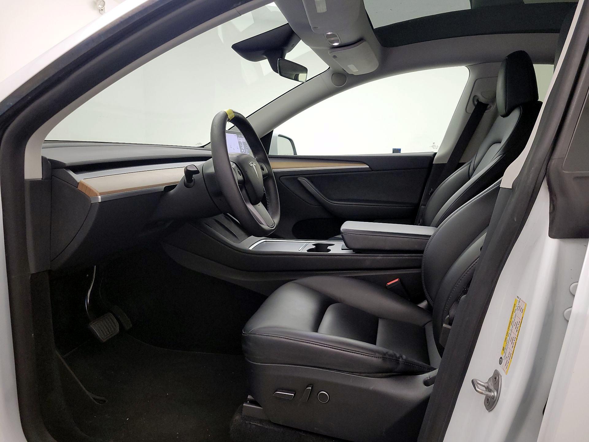 Thumbnail: 2023 Tesla Model Y - 11