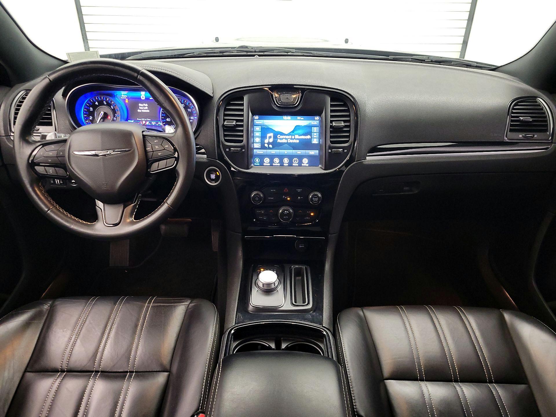 Thumbnail: 2021 Chrysler 300 - 9