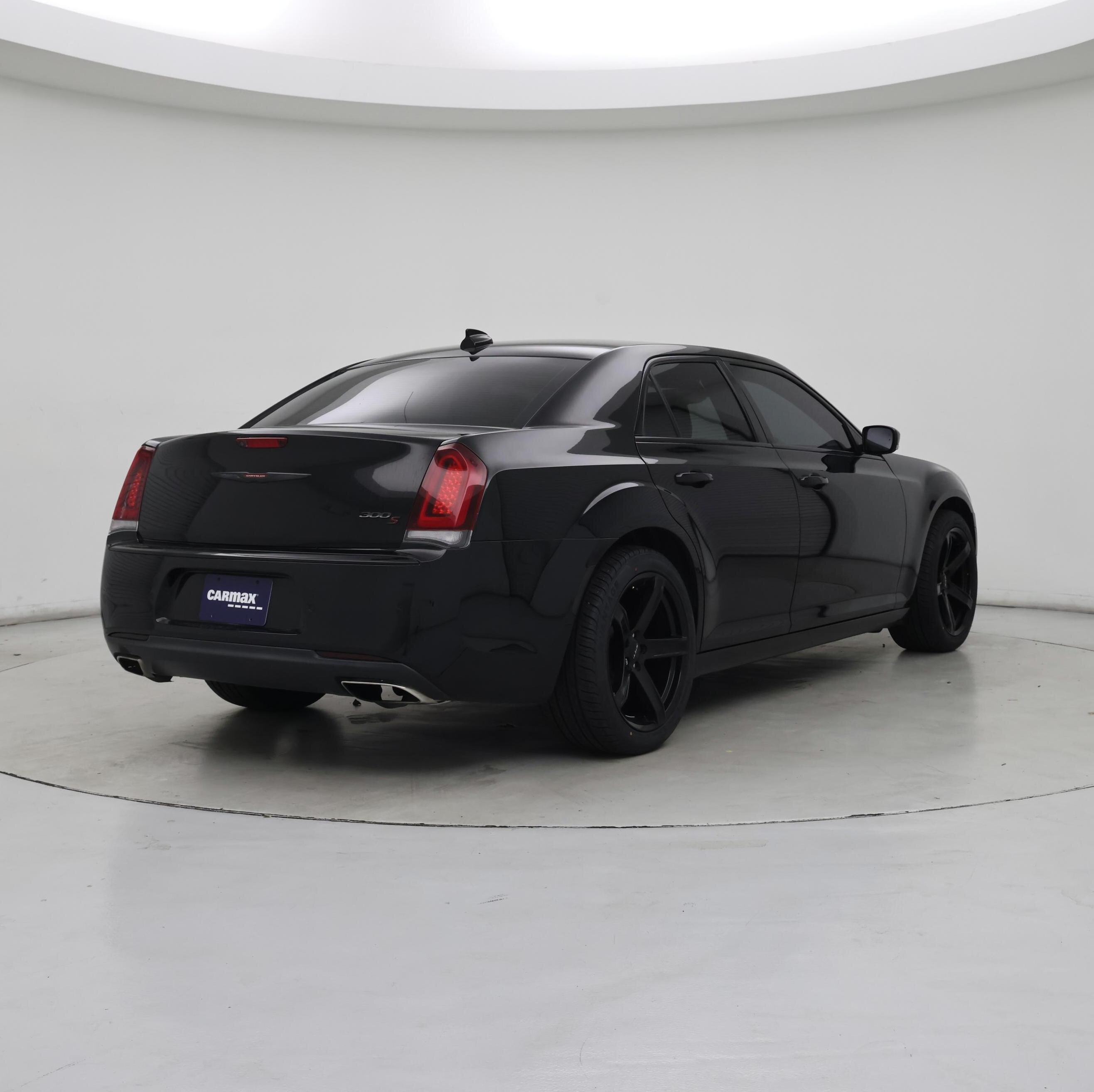 Thumbnail: 2021 Chrysler 300 - 8