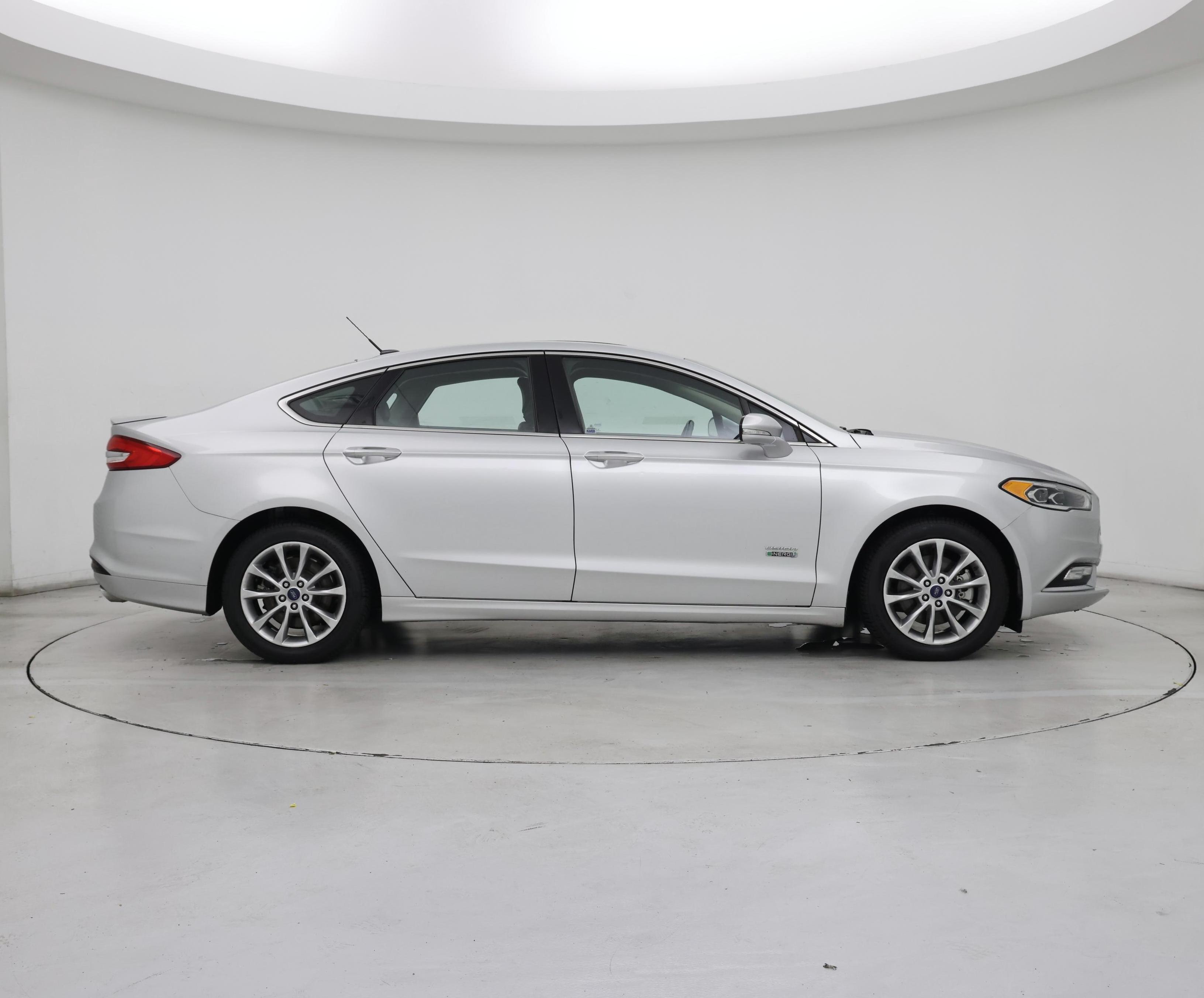 Thumbnail: 2017 Ford Fusion - 7