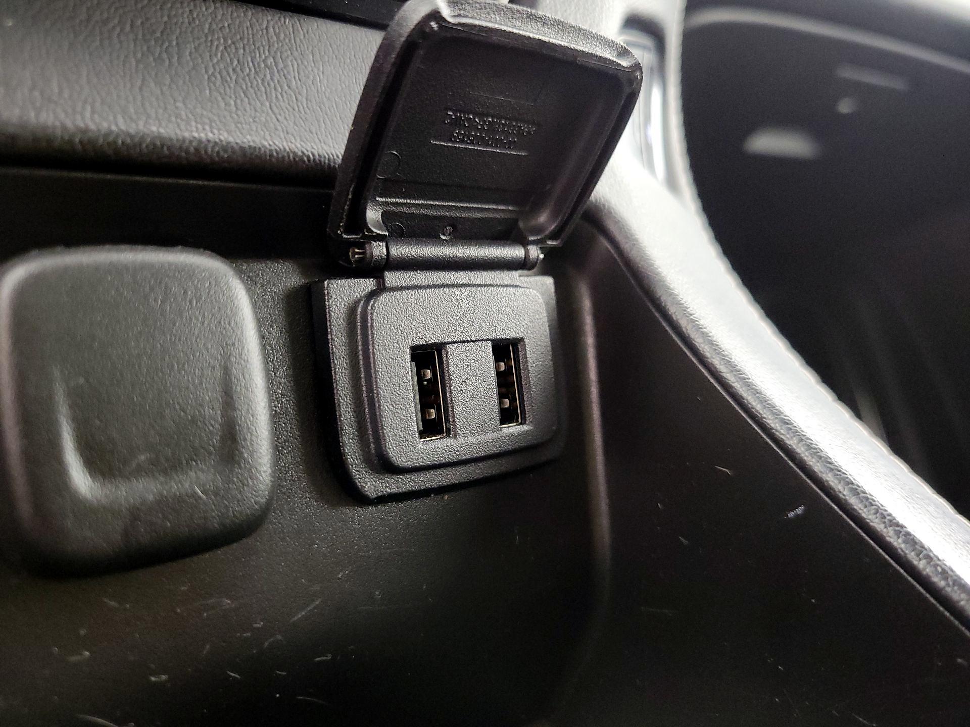 Thumbnail: 2016 Chevrolet Tahoe - 19