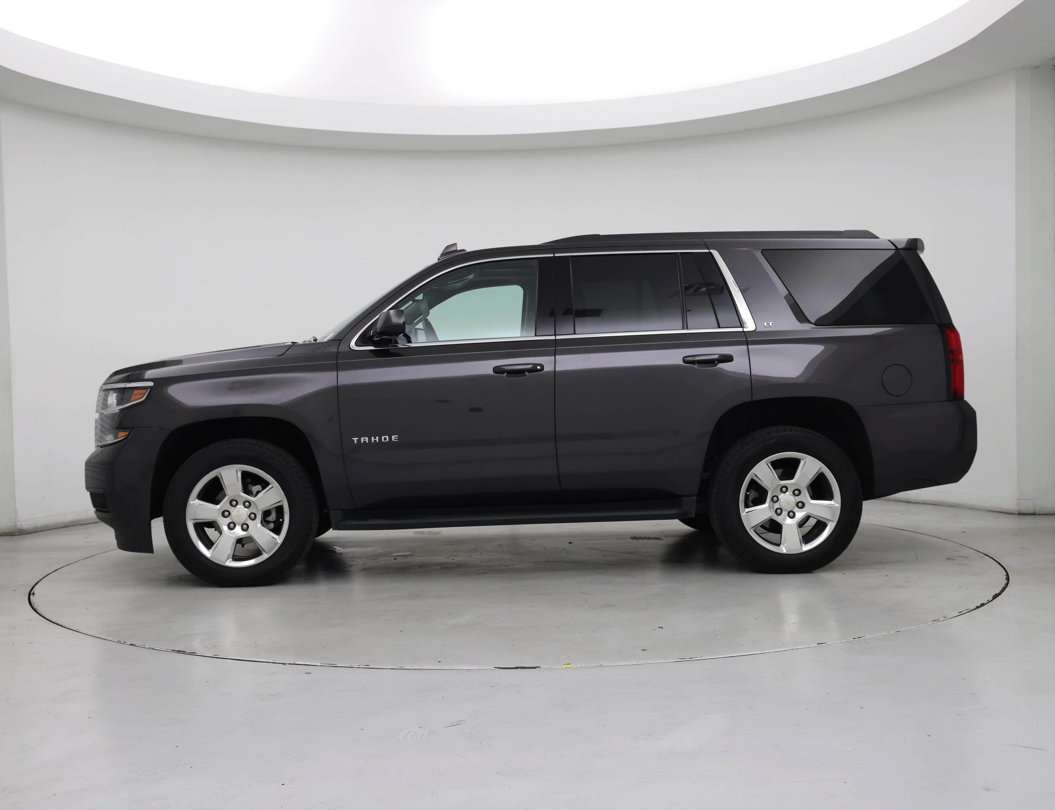 Thumbnail: 2016 Chevrolet Tahoe - 3