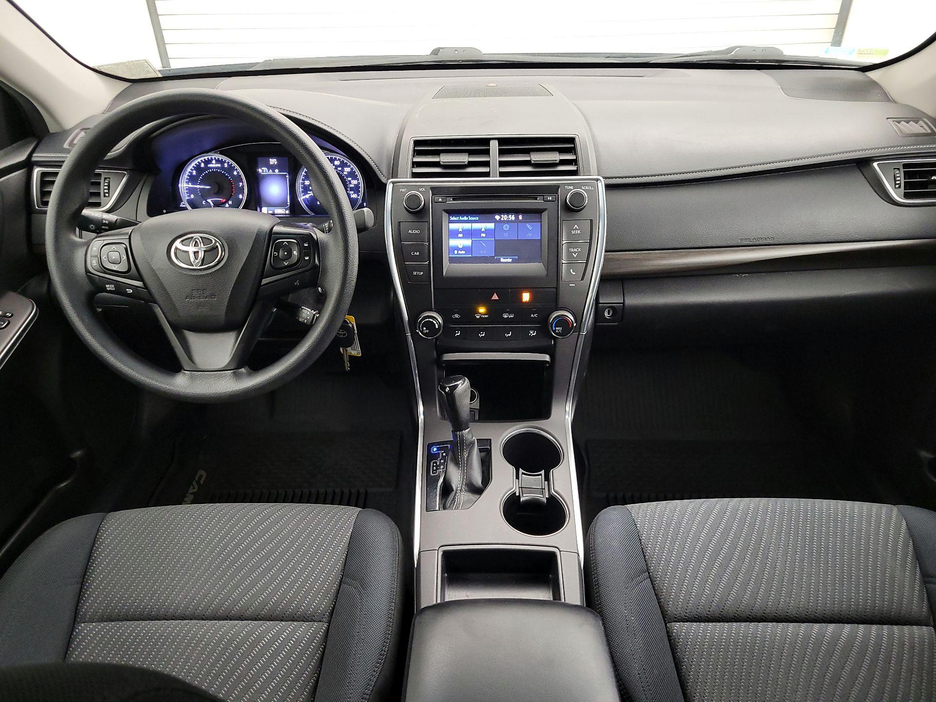 Thumbnail: 2016 Toyota Camry - 9