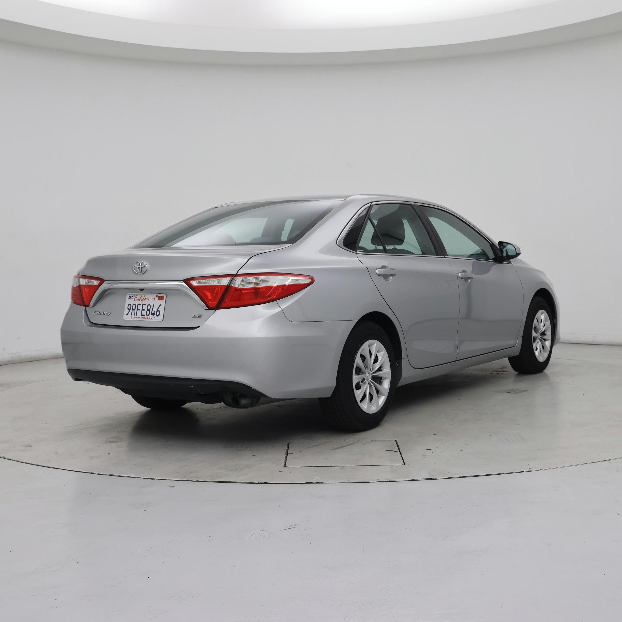 Thumbnail: 2016 Toyota Camry - 8