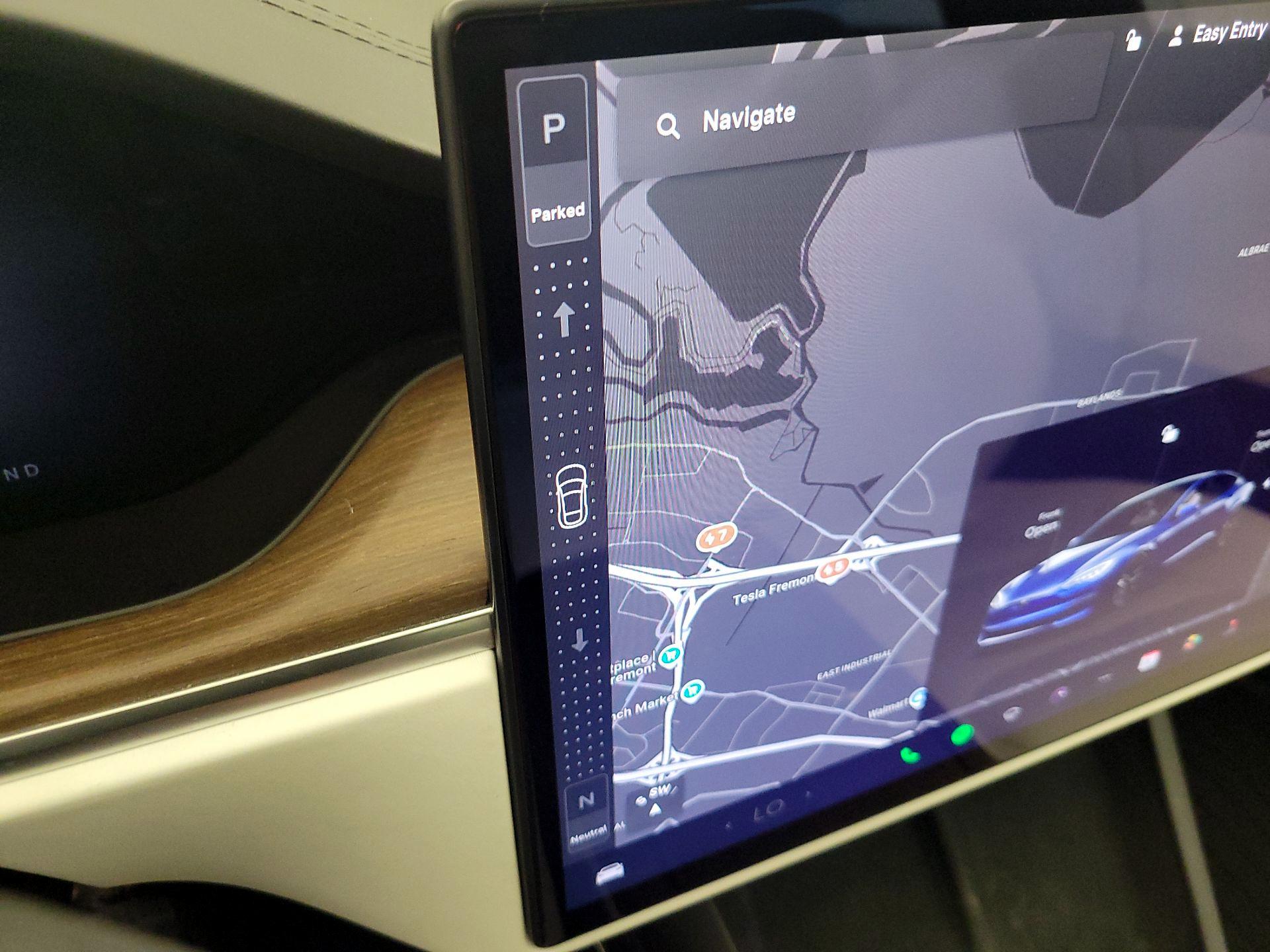 Thumbnail: 2022 Tesla Model S - 17