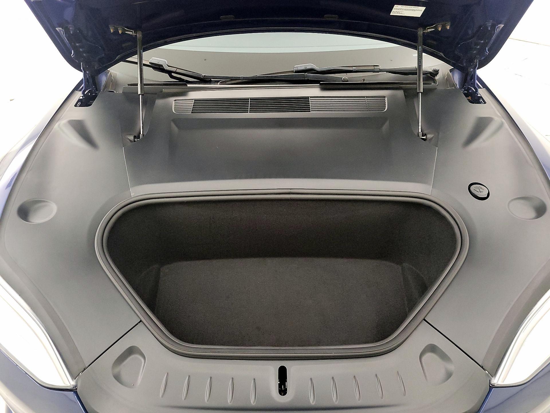 Thumbnail: 2022 Tesla Model S - 20