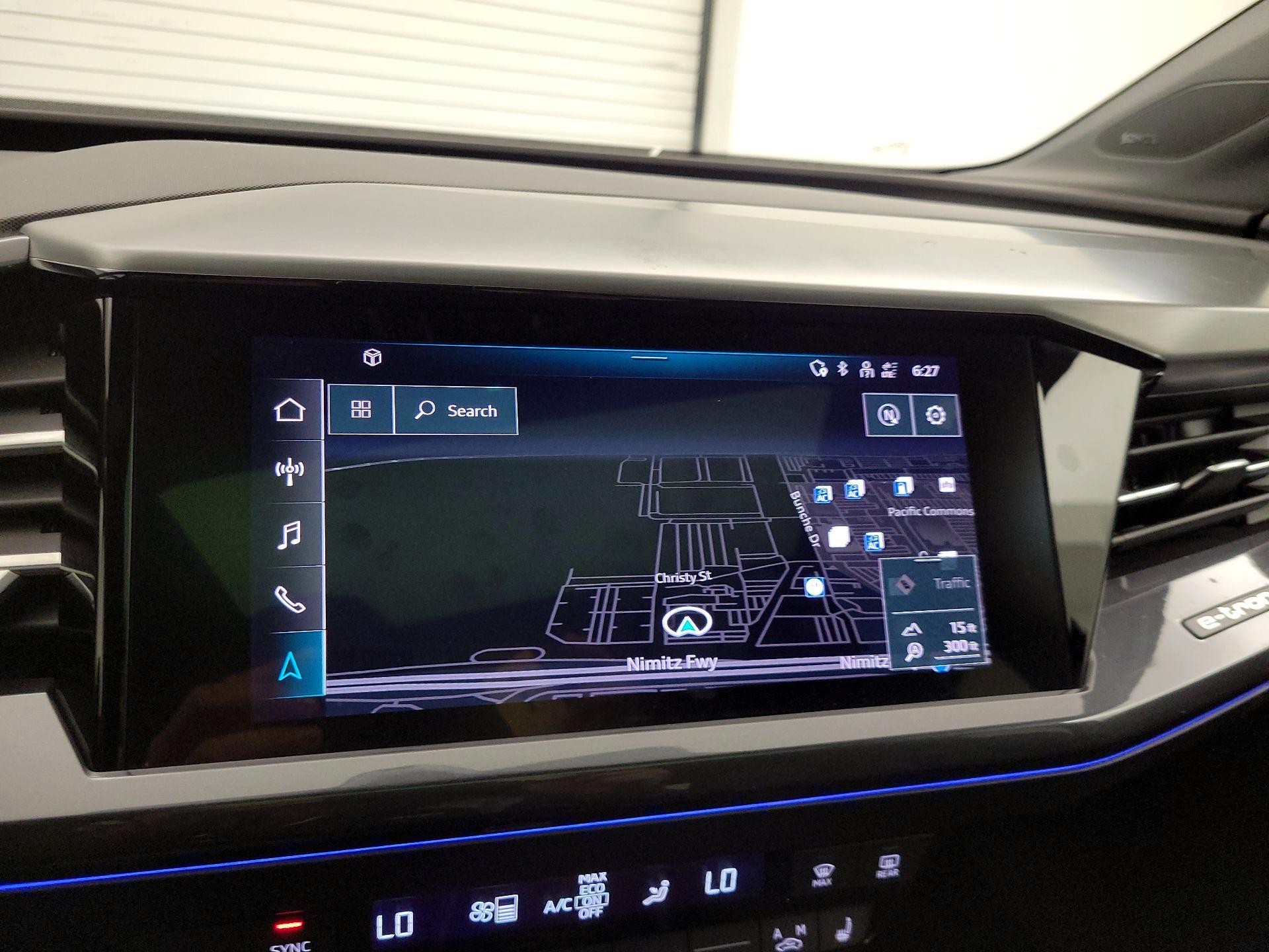 Thumbnail: 2022 Audi Q4 e-tron - 14