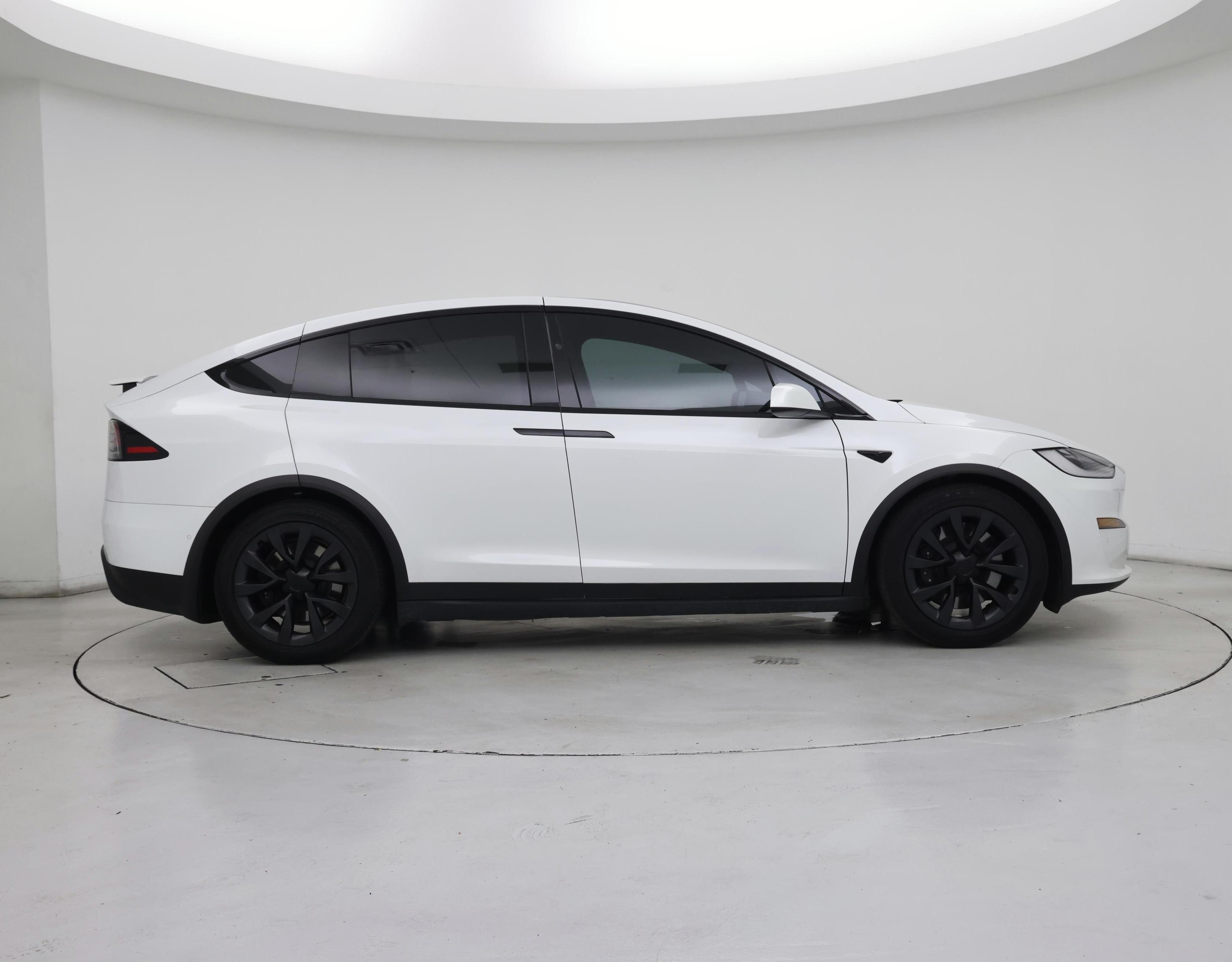 Thumbnail: 2023 Tesla Model X - 7