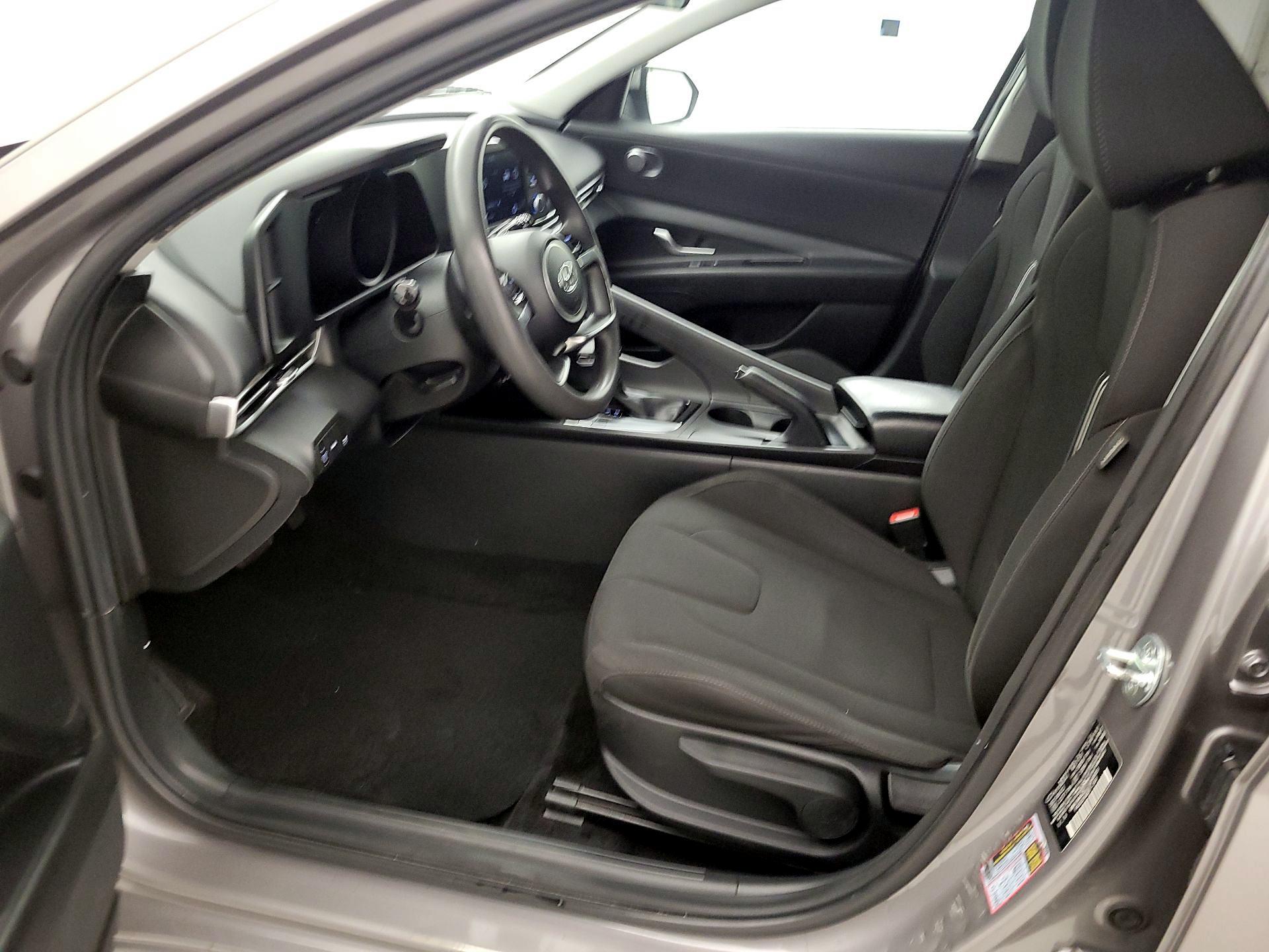 Thumbnail: 2023 Hyundai Elantra - 11