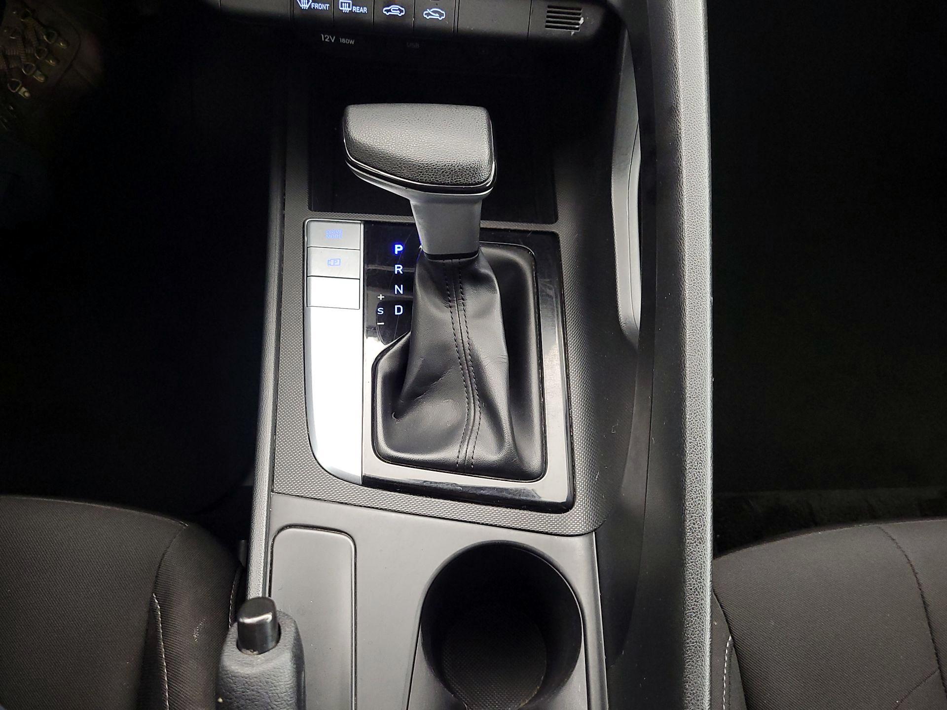 Thumbnail: 2023 Hyundai Elantra - 17