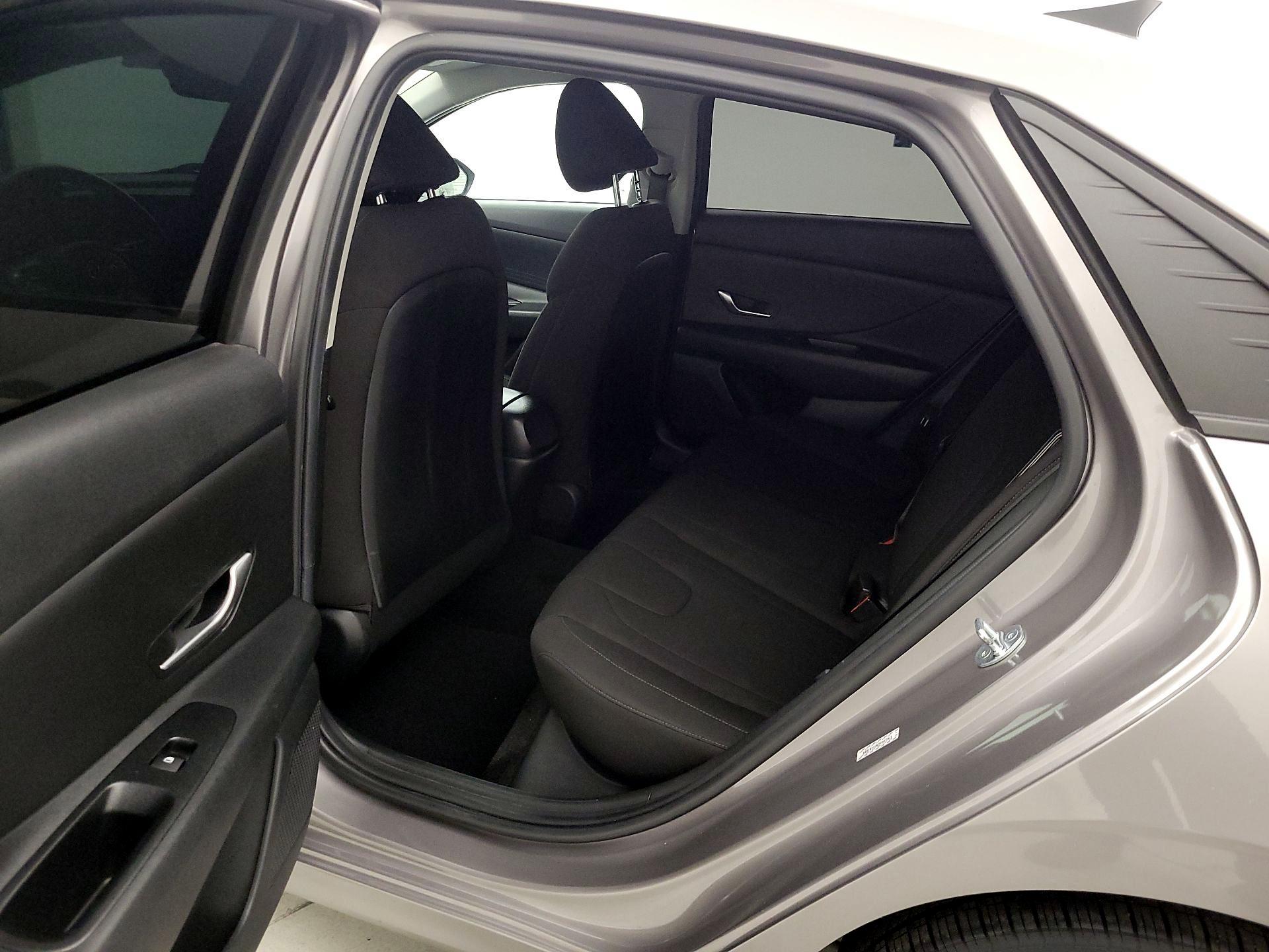 Thumbnail: 2023 Hyundai Elantra - 19