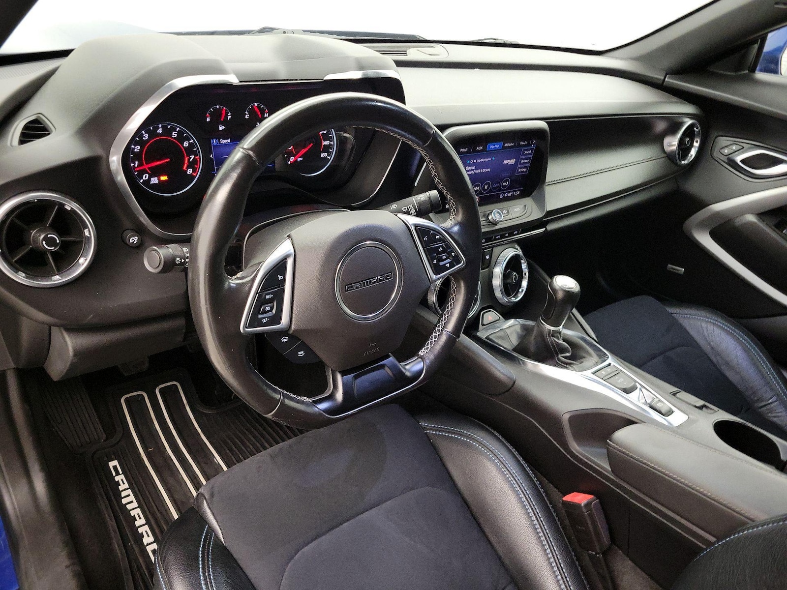 Apple CarPlay® & Android Auto™