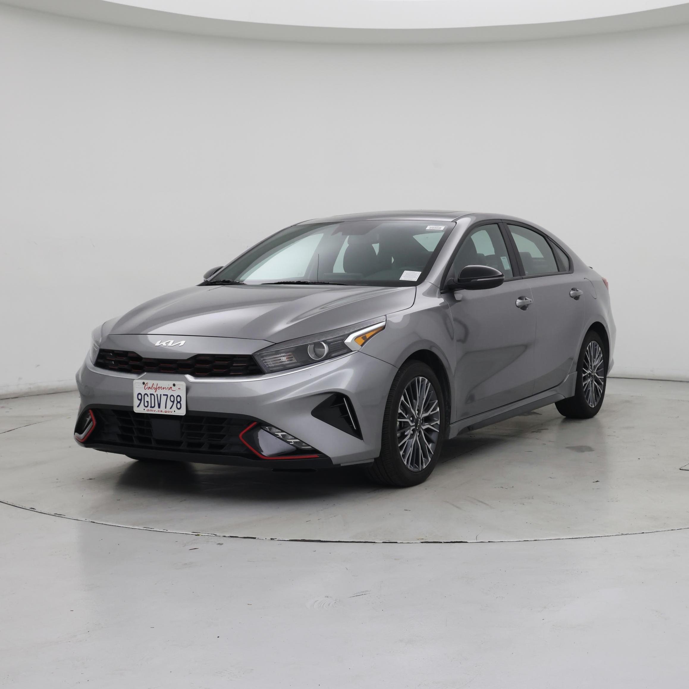 Thumbnail: 2023 Kia Forte - 4
