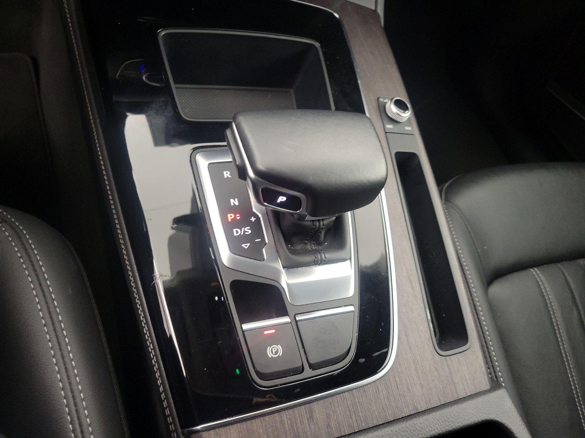 Thumbnail: 2021 Audi Q5 - 17