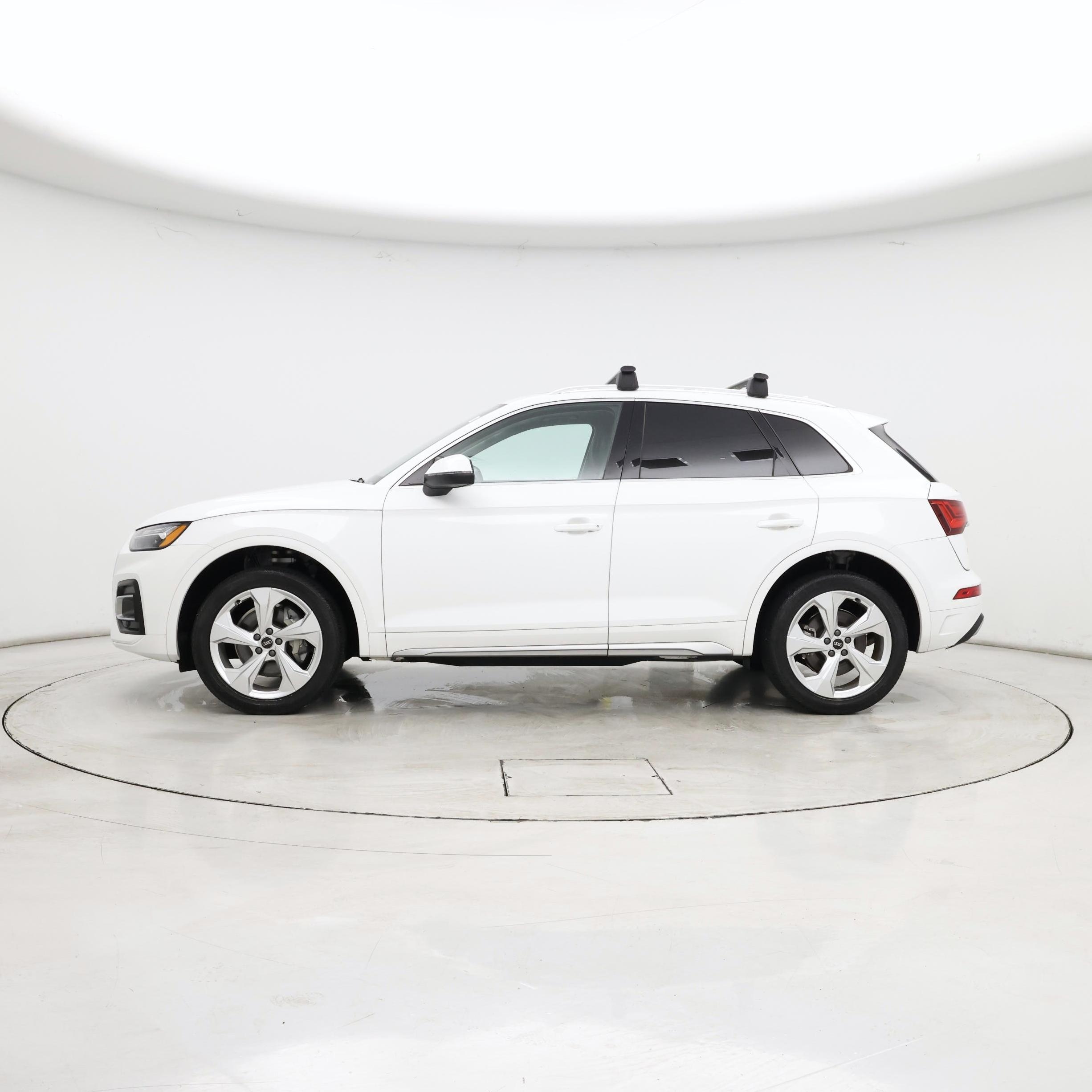 Thumbnail: 2021 Audi Q5 - 3