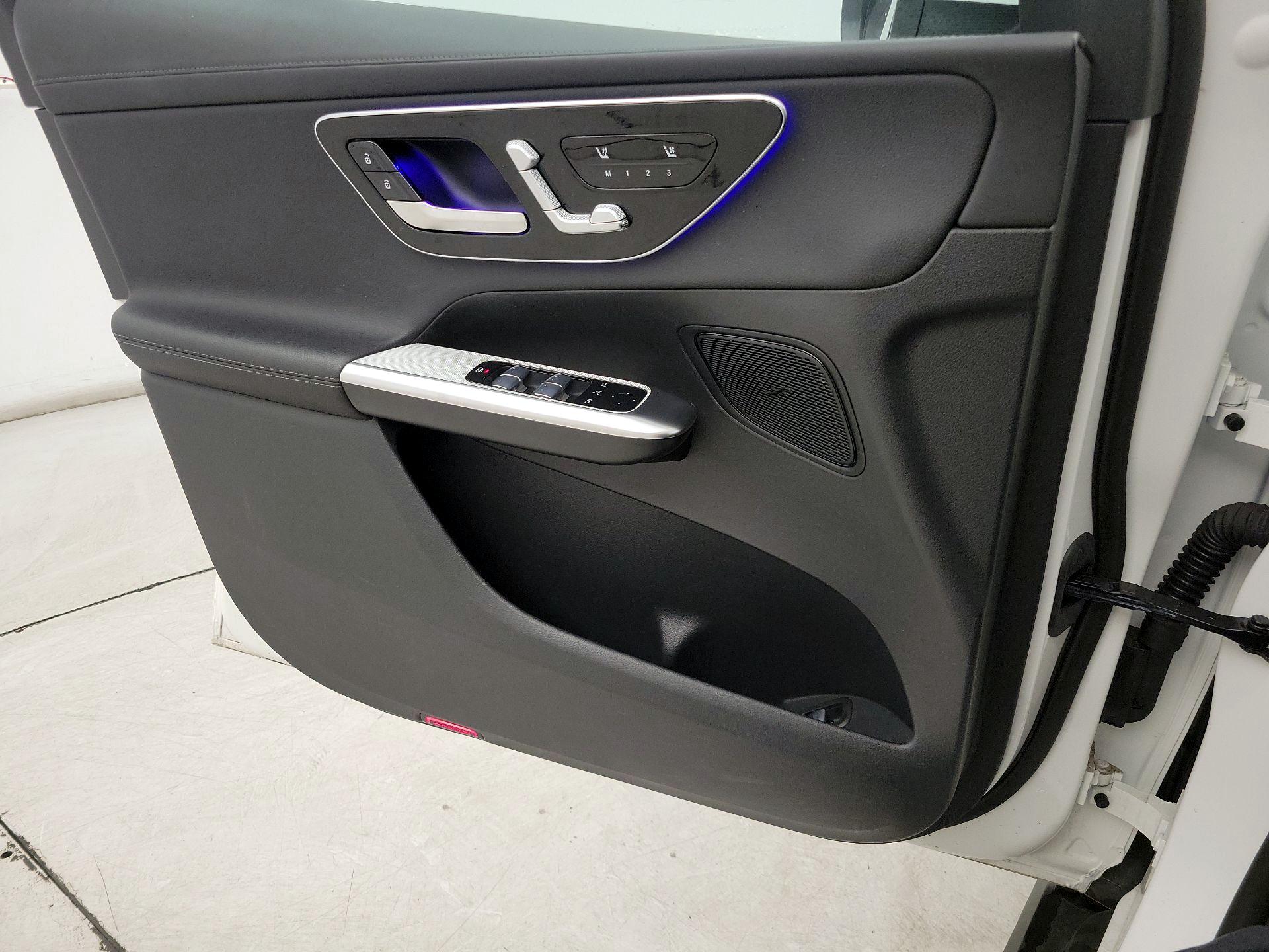 Thumbnail: 2024 Mercedes-Benz GLC - 12