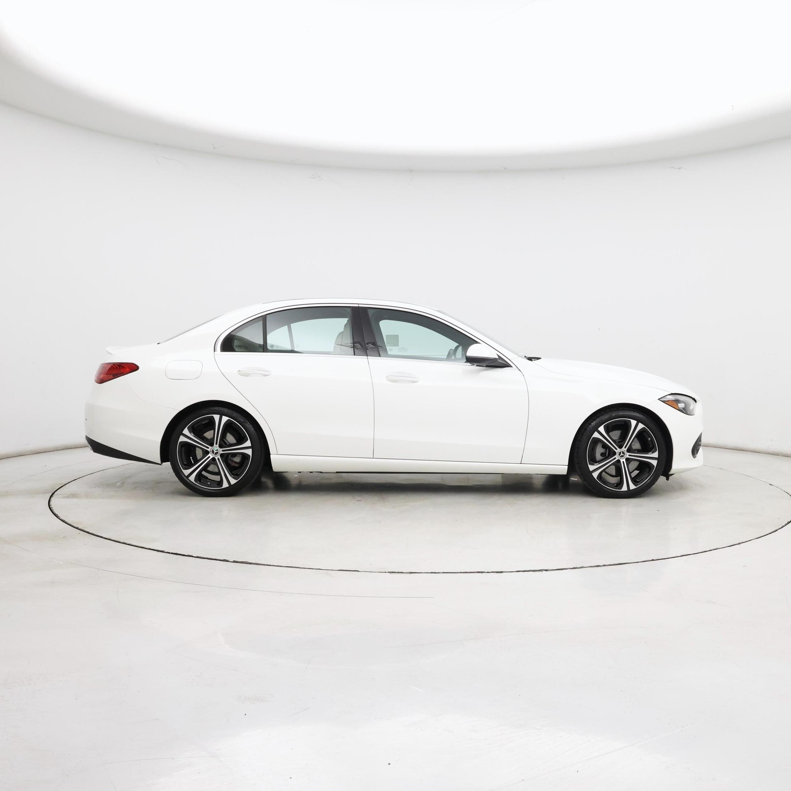 Thumbnail: 2022 Mercedes-Benz C-Class - 7