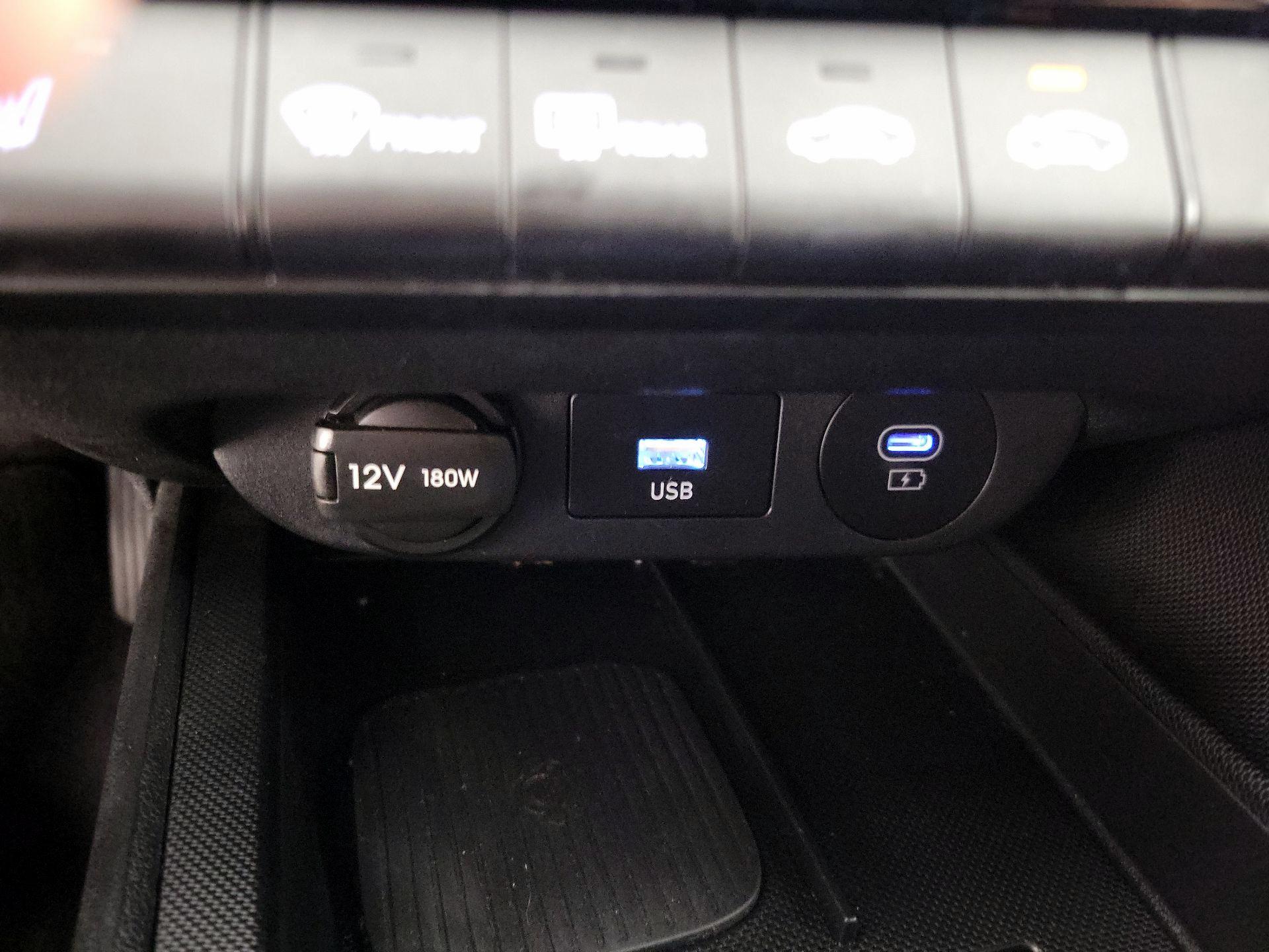 Thumbnail: 2024 Hyundai Elantra - 19