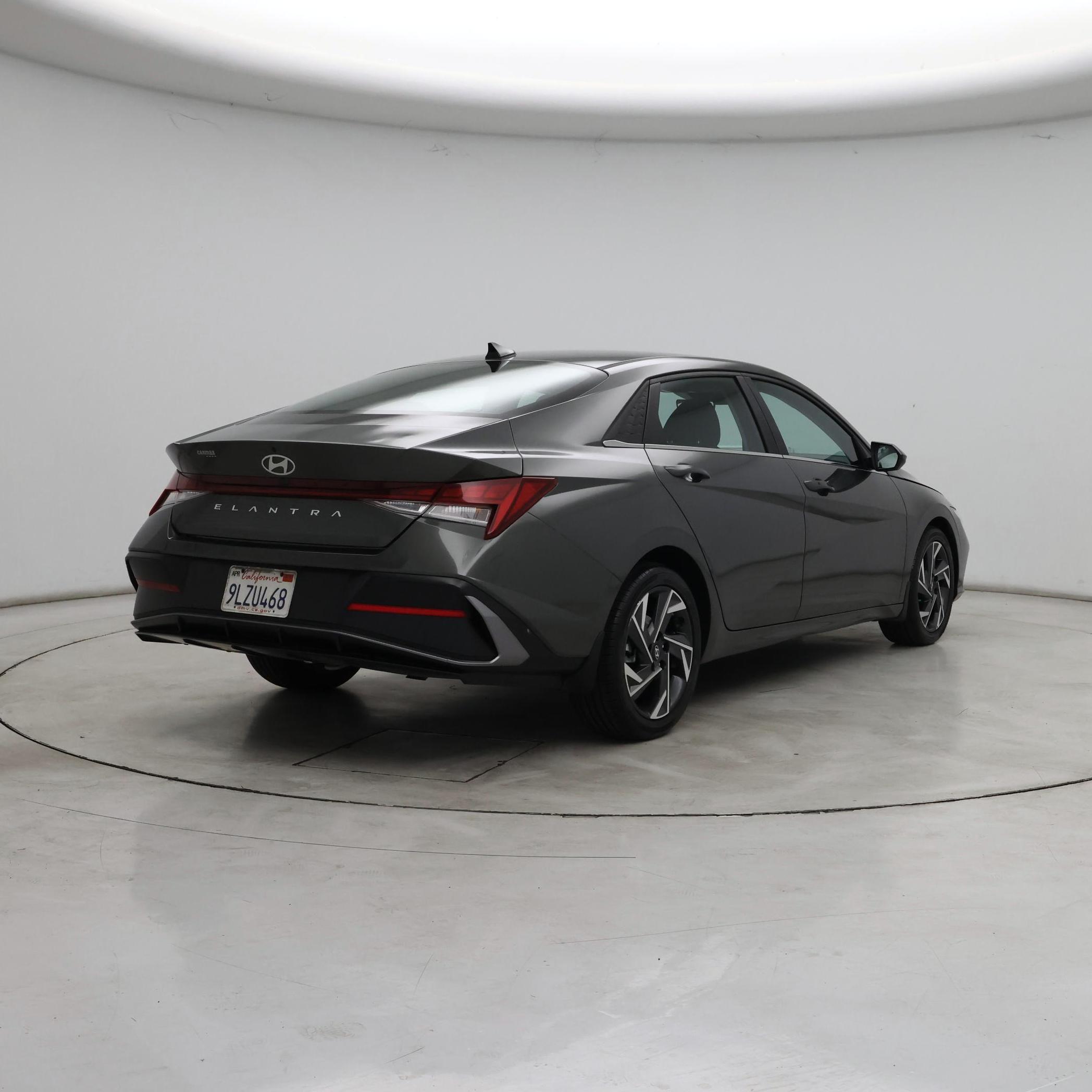 Thumbnail: 2024 Hyundai Elantra - 8