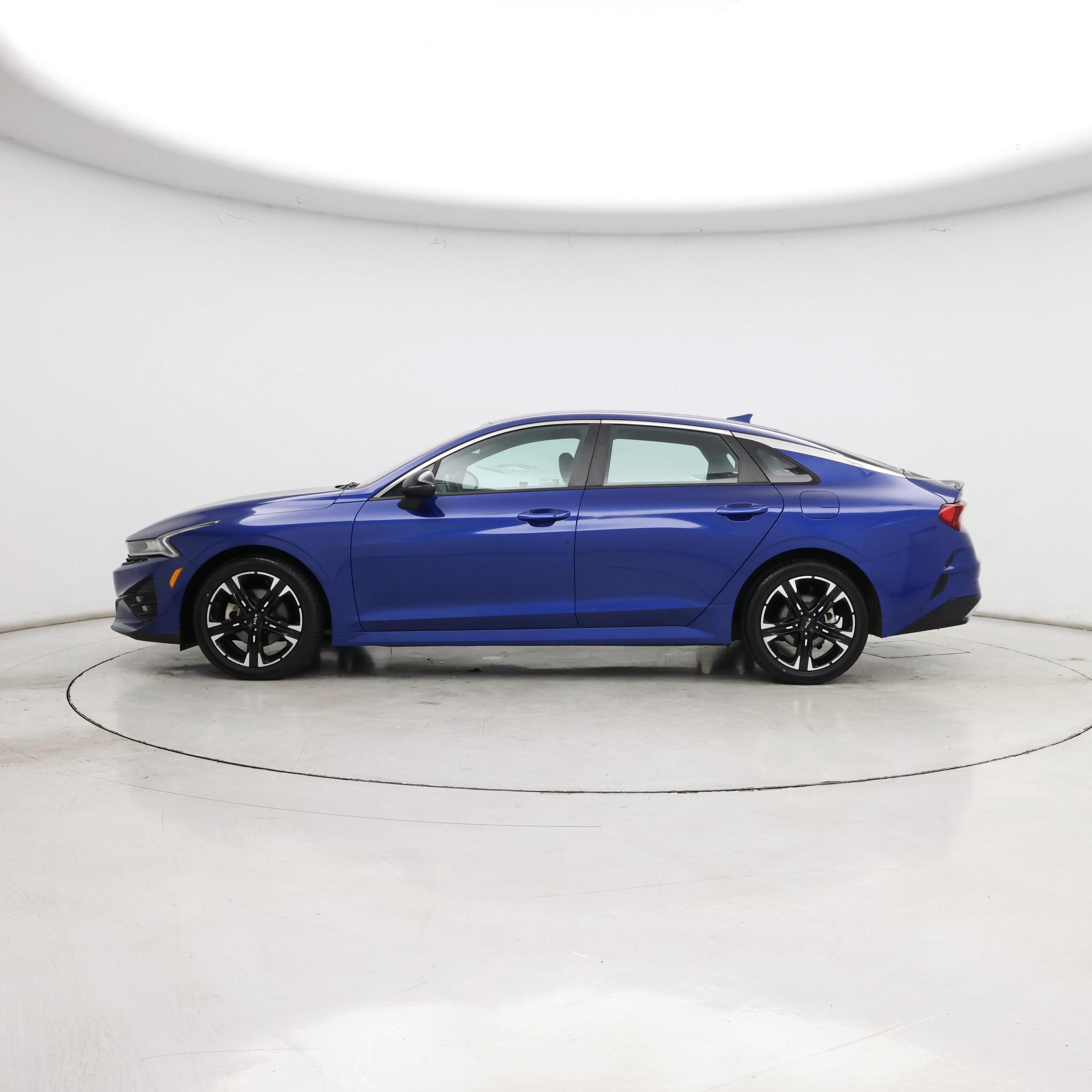 Thumbnail: 2022 Kia K5 - 3