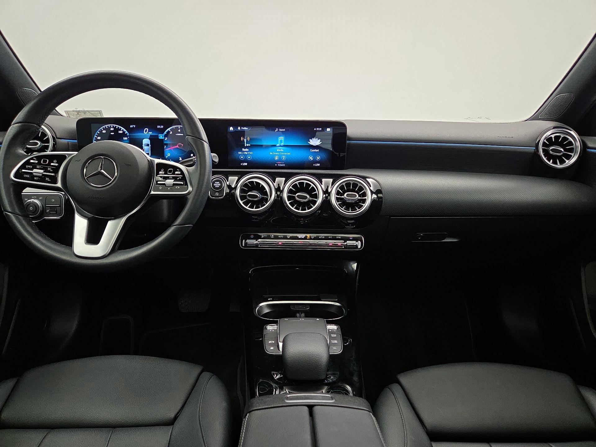 Thumbnail: 2021 Mercedes-Benz A-Class - 9