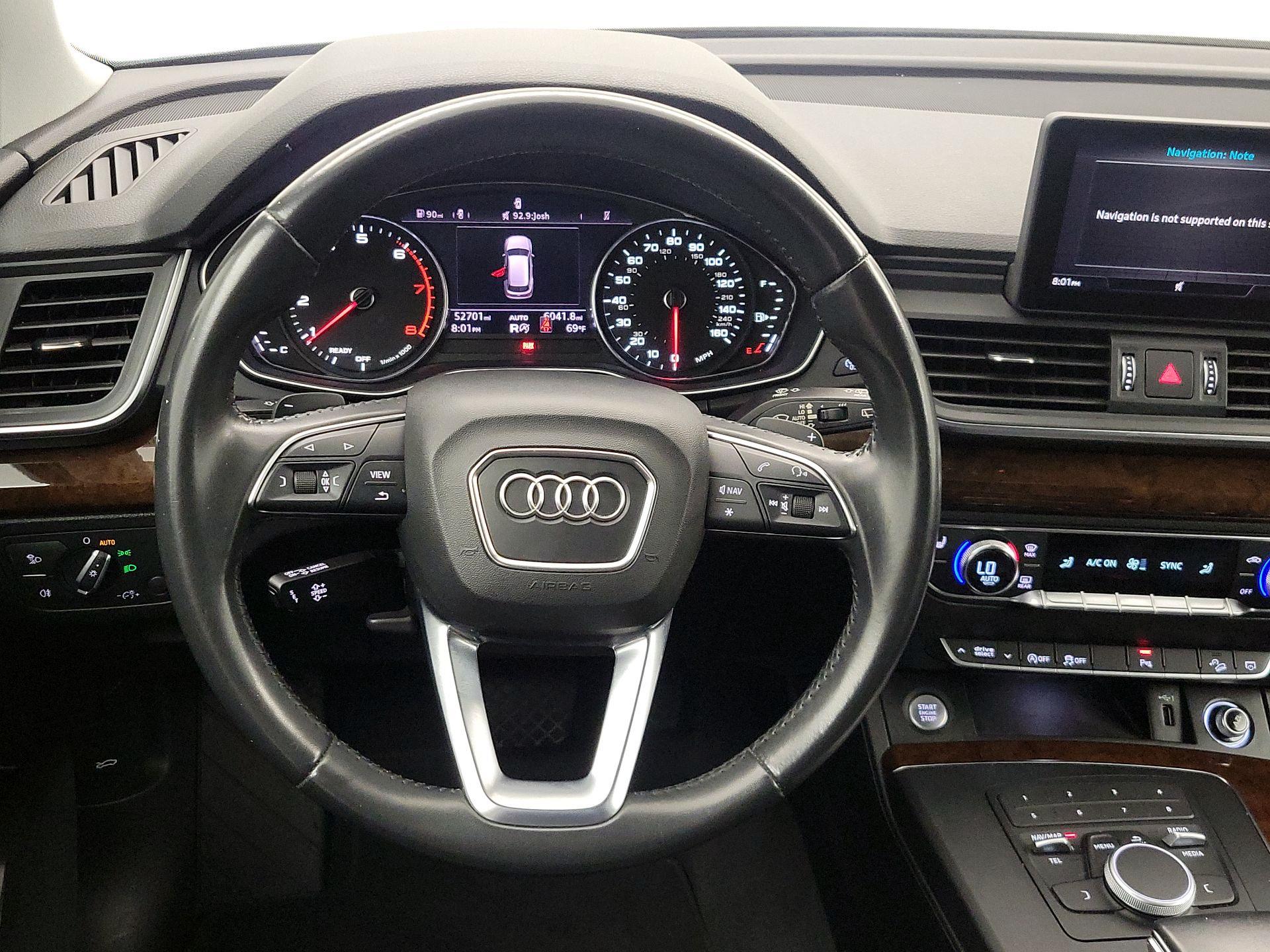 Thumbnail: 2020 Audi Q5 - 10