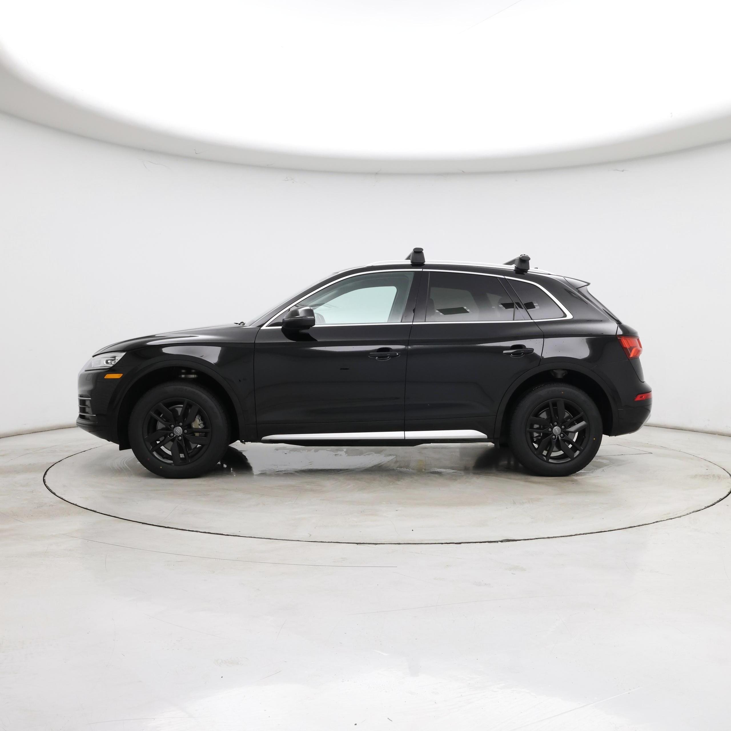 Thumbnail: 2020 Audi Q5 - 3