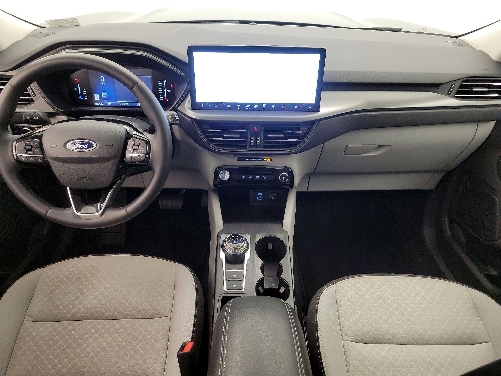 Thumbnail: 2023 Ford Escape - 9