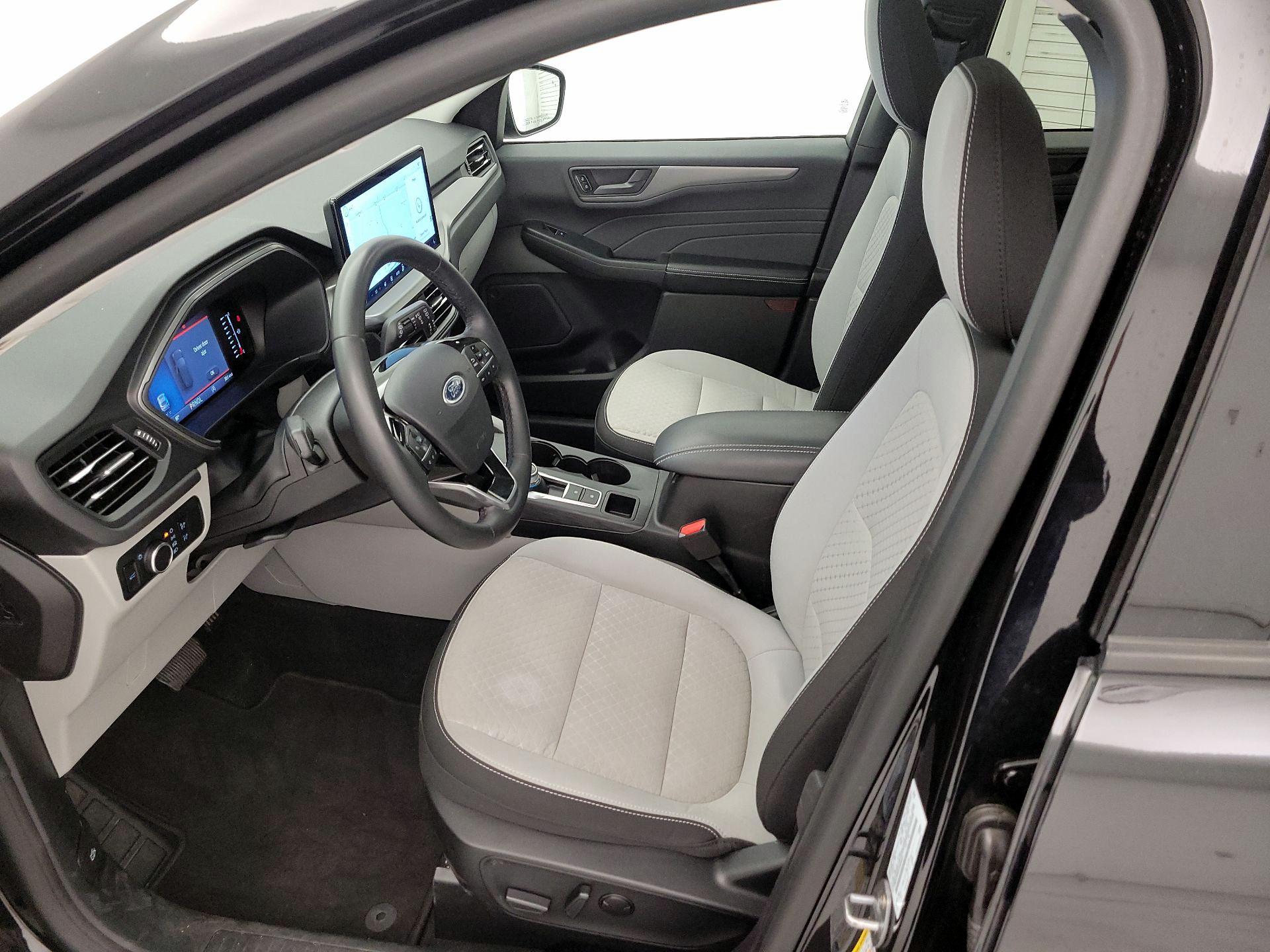 Thumbnail: 2023 Ford Escape - 11