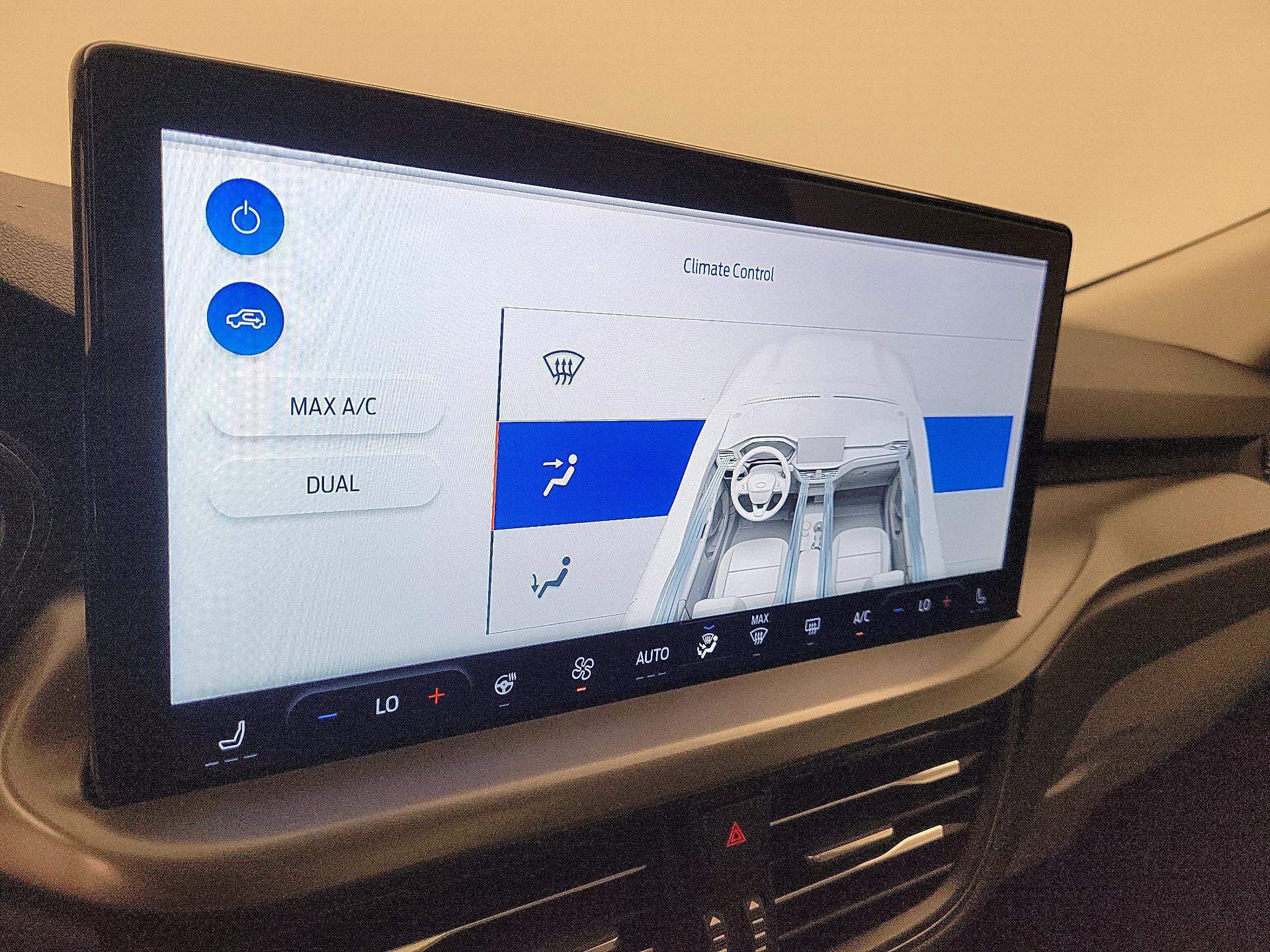 Thumbnail: 2023 Ford Escape - 17