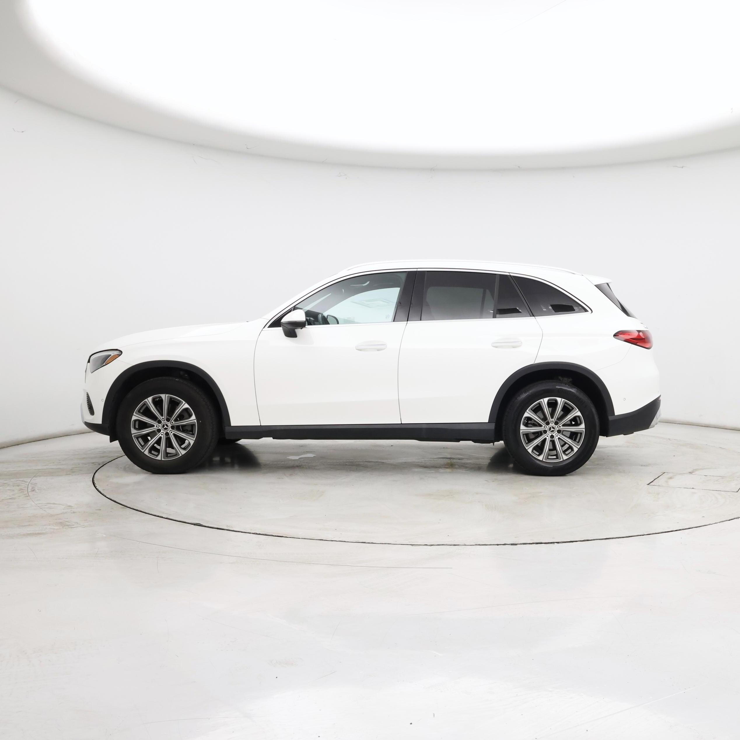 Thumbnail: 2024 Mercedes-Benz GLC - 3