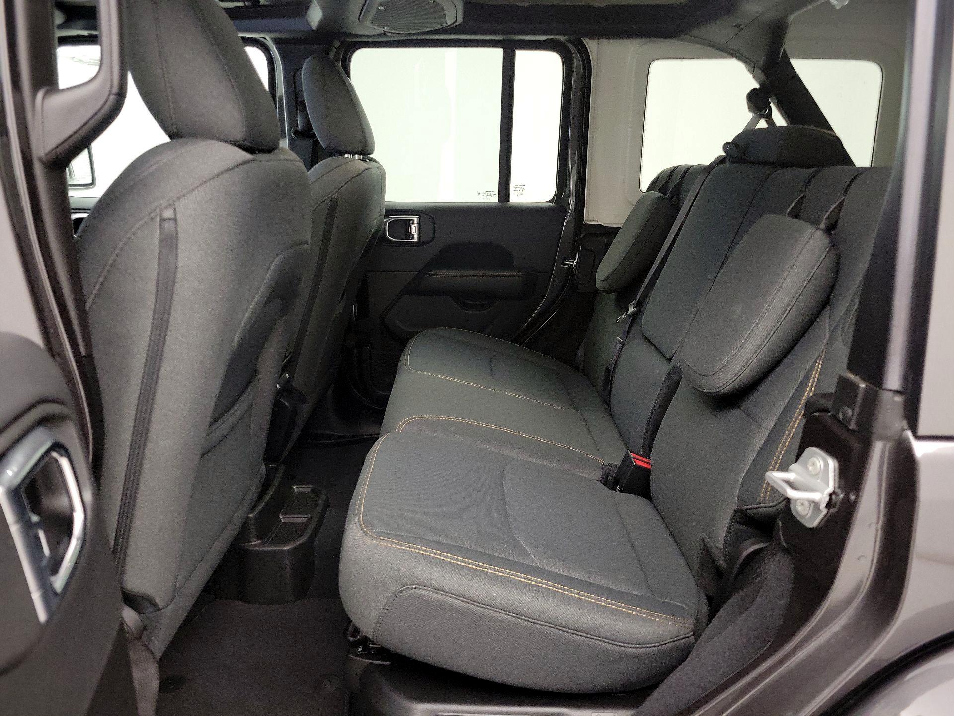 Thumbnail: 2025 Jeep Wrangler - 19