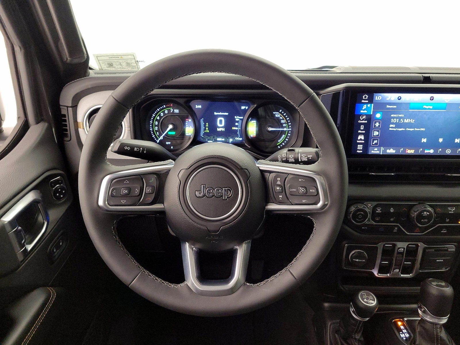 2025 Jeep Wrangler 4xe Sahara 4XE - Photo 11