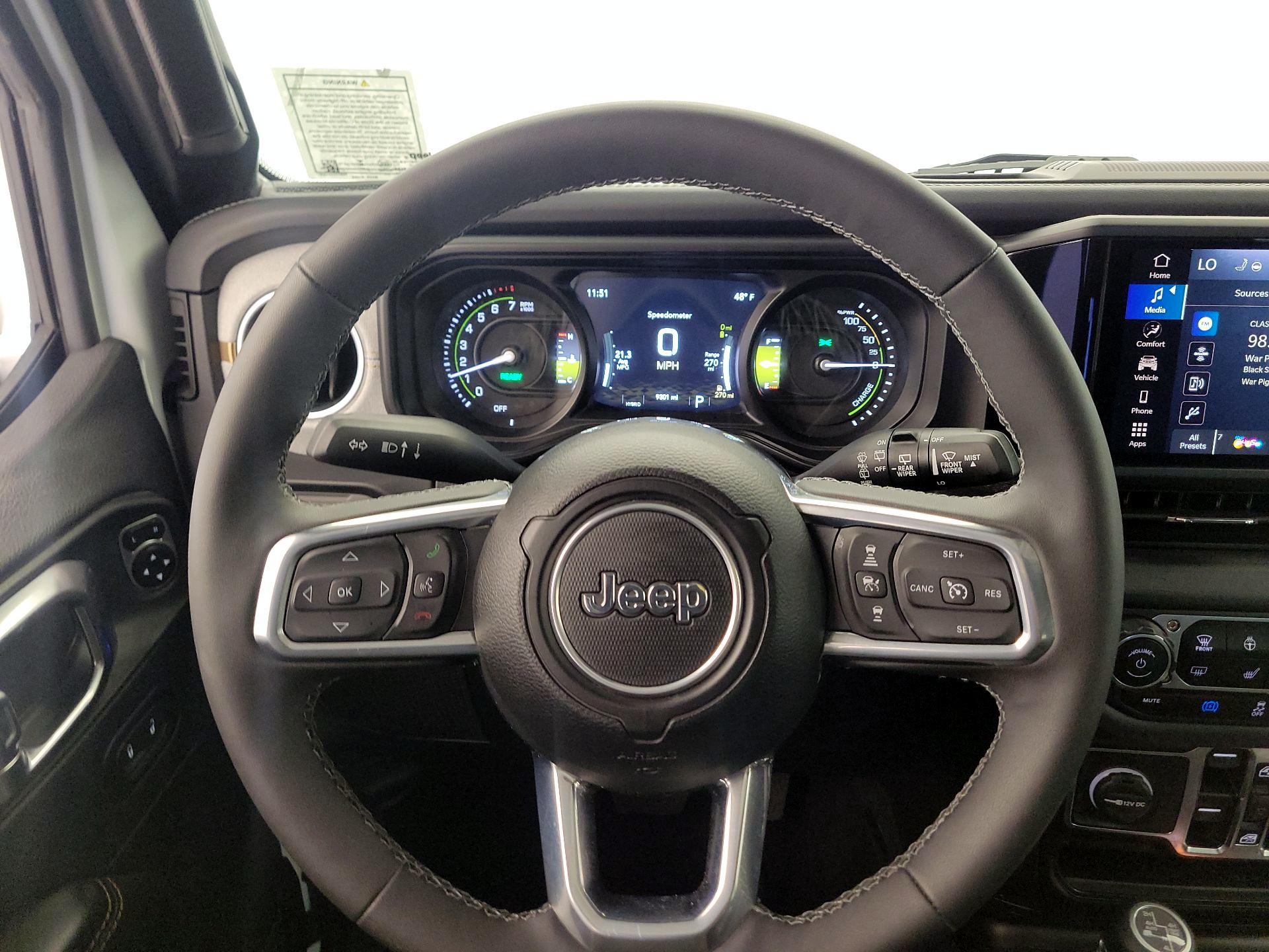 Thumbnail: 2025 Jeep Wrangler - 10