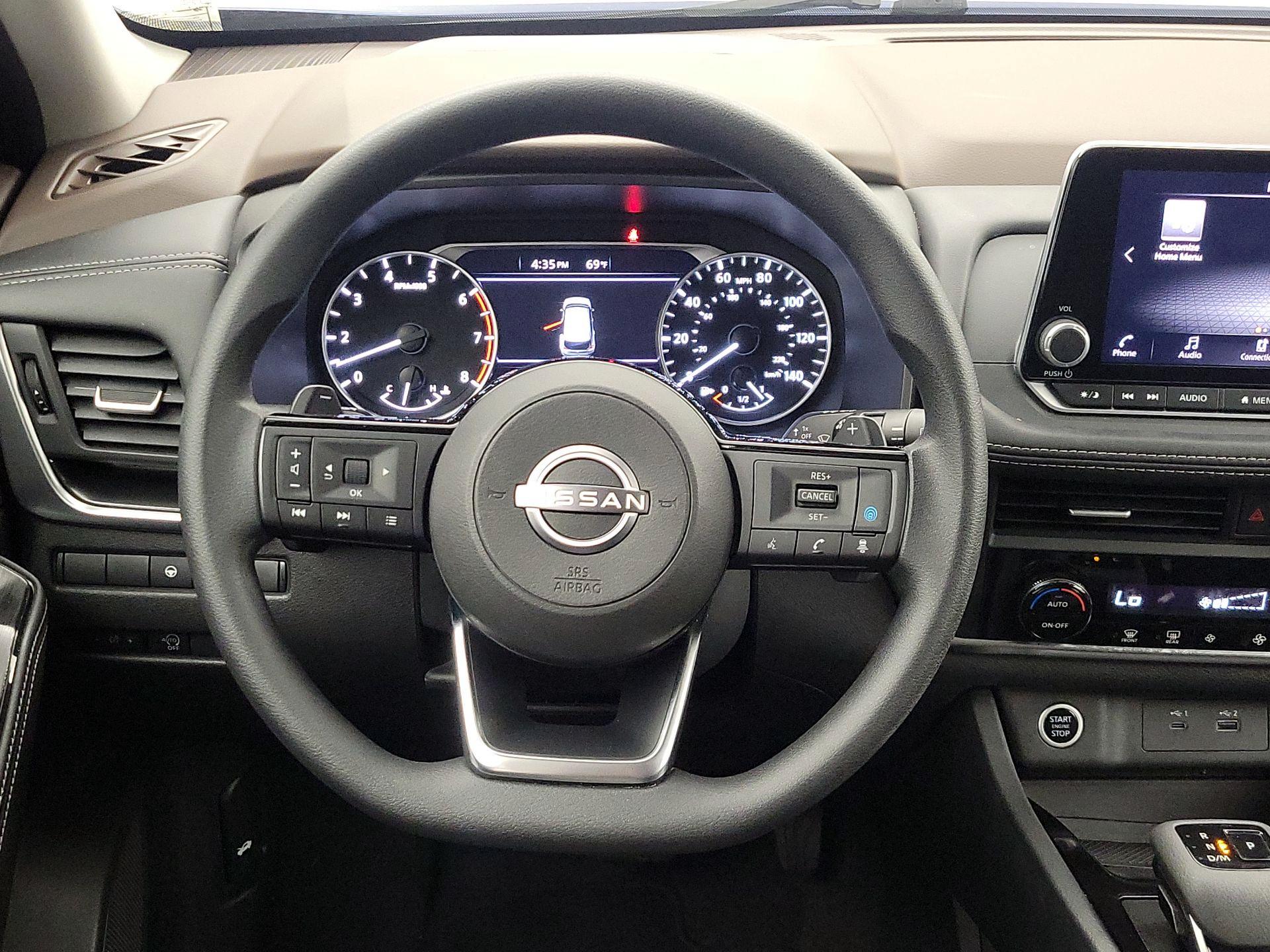 Thumbnail: 2023 Nissan Rogue - 10