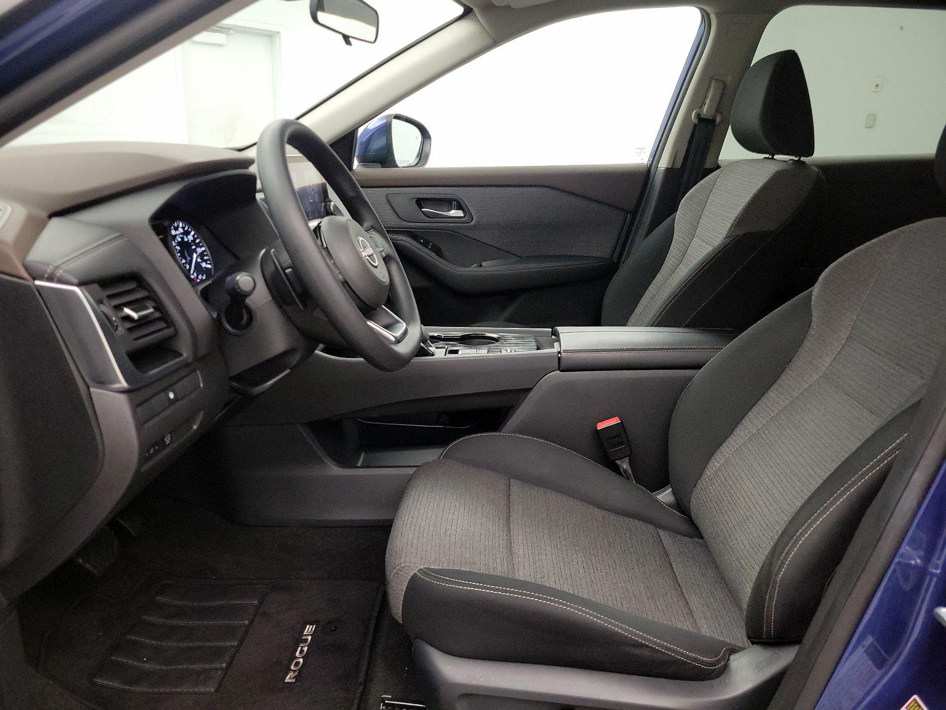 Thumbnail: 2023 Nissan Rogue - 11