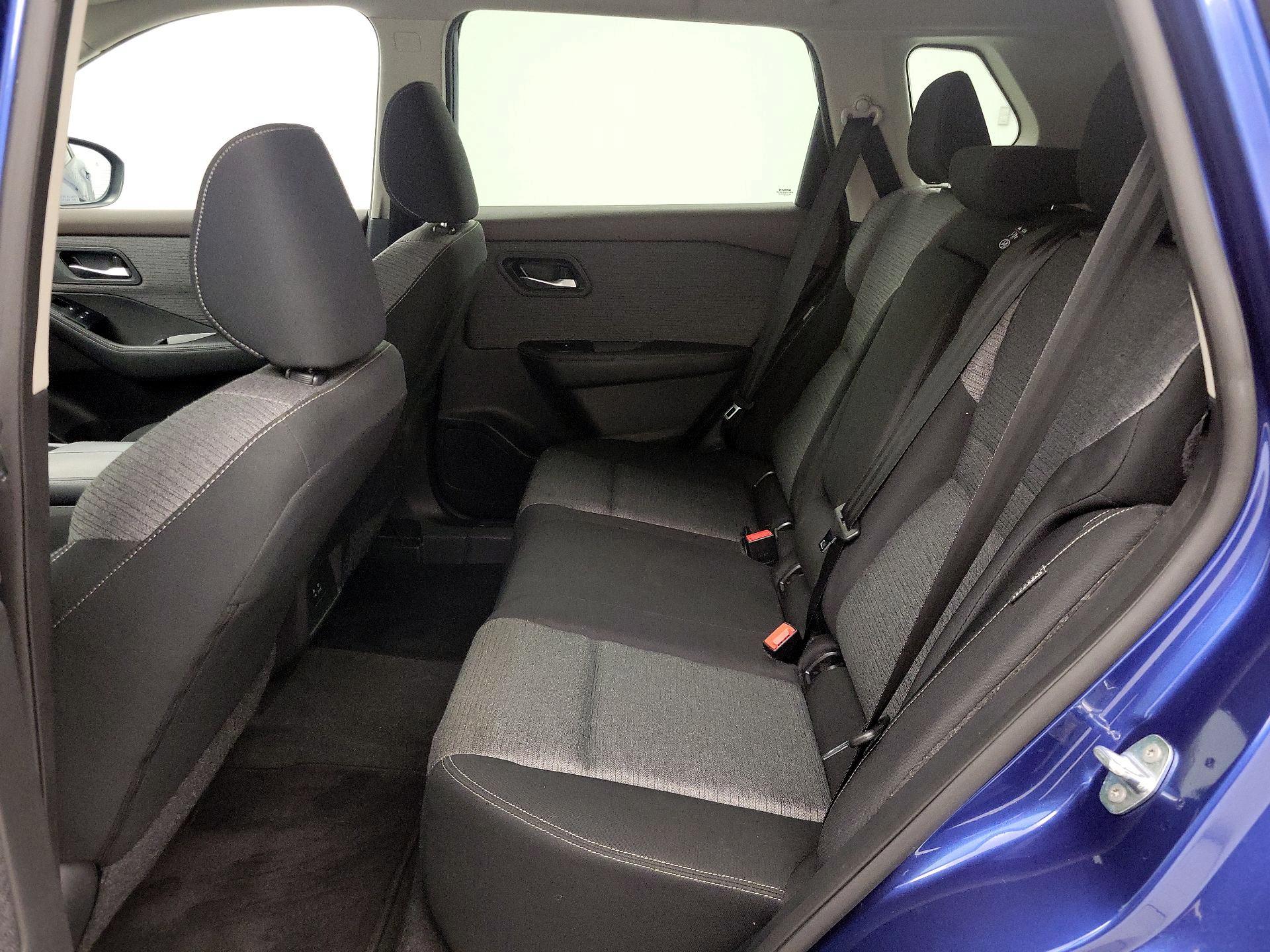 Thumbnail: 2023 Nissan Rogue - 19