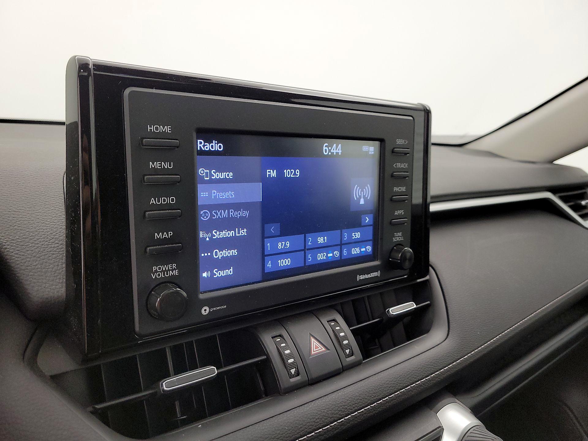 Thumbnail: 2022 Toyota RAV4 - 15