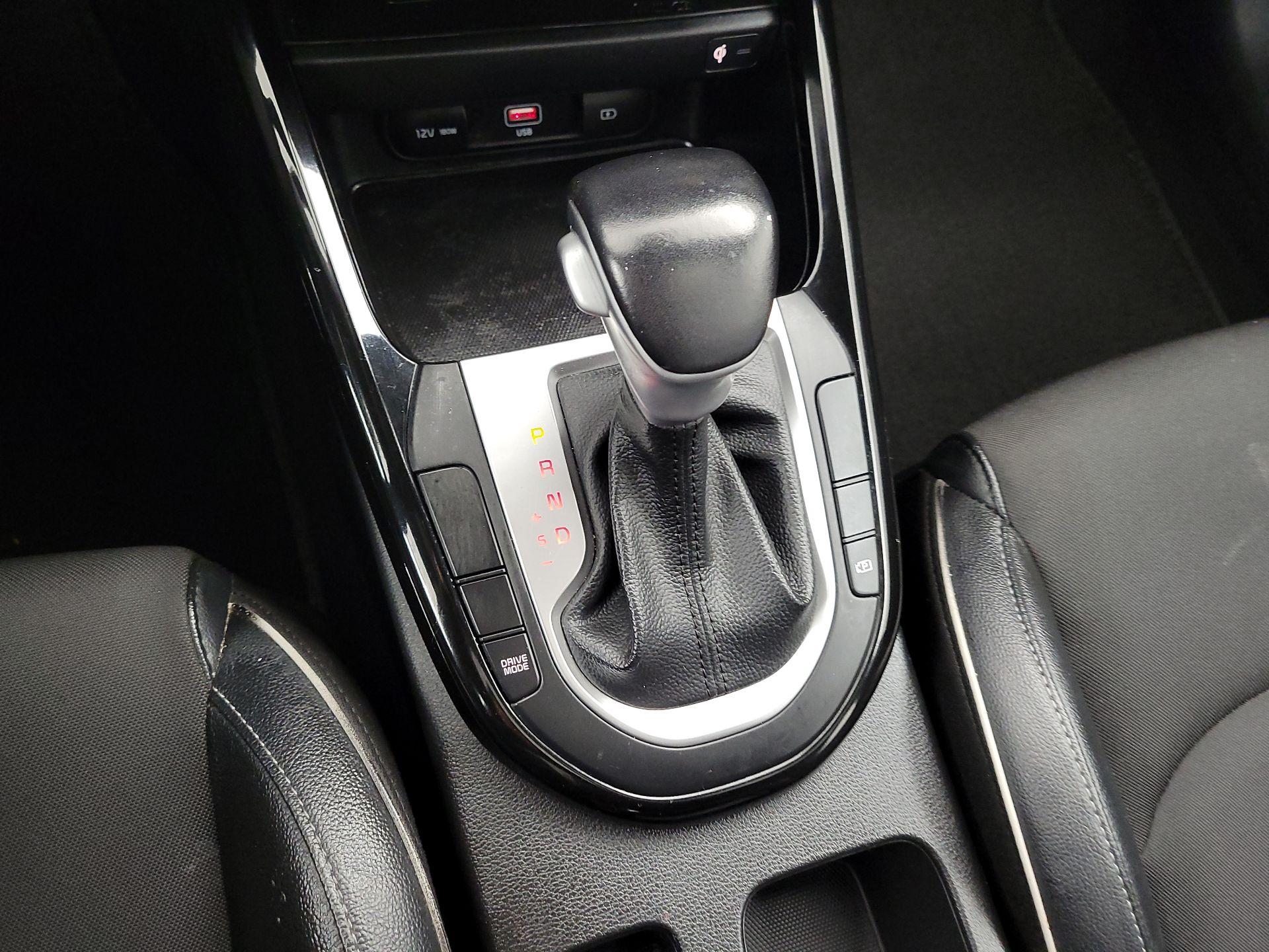 Thumbnail: 2023 Kia Forte - 18