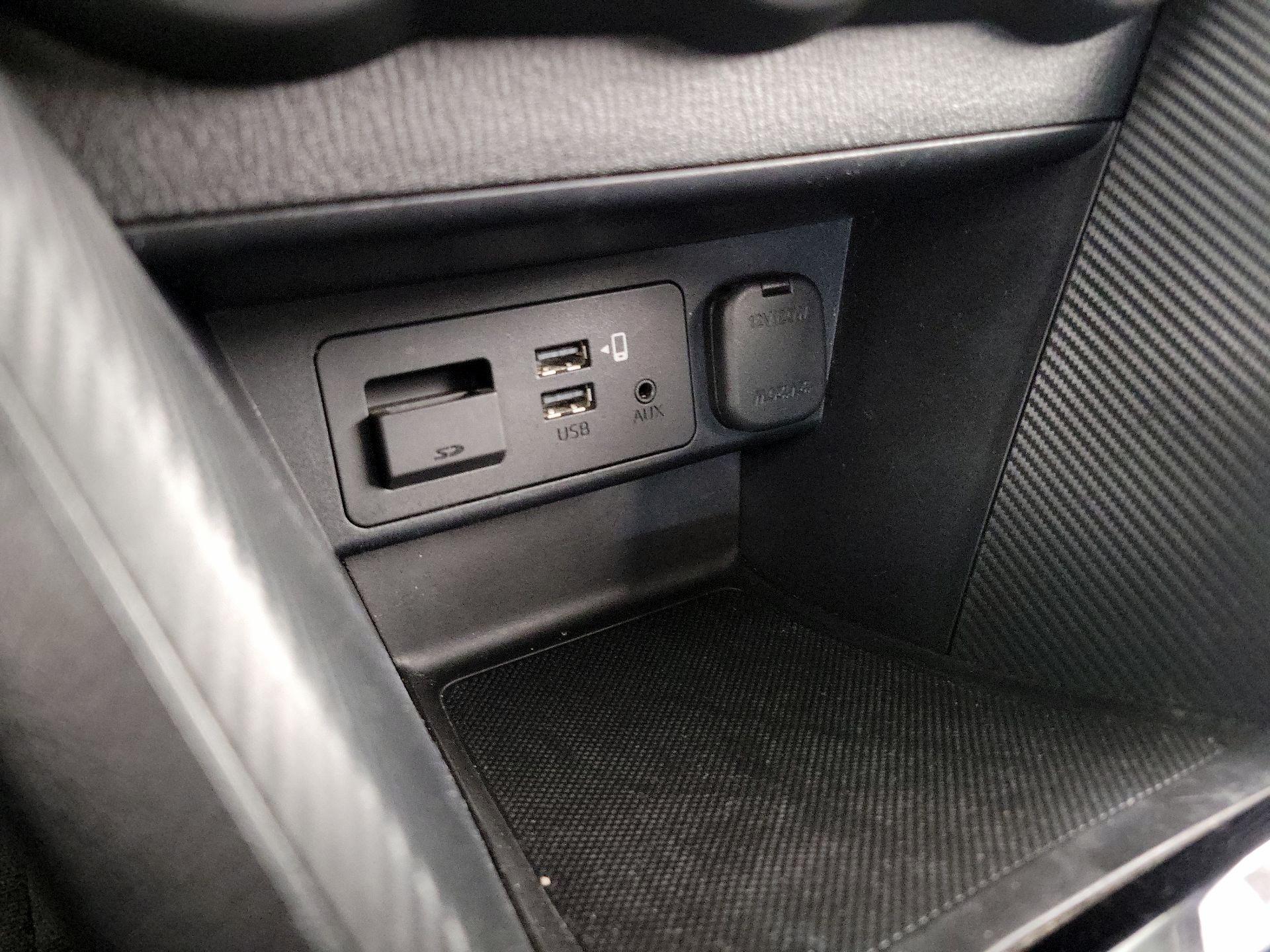 Thumbnail: 2020 Toyota Yaris - 18